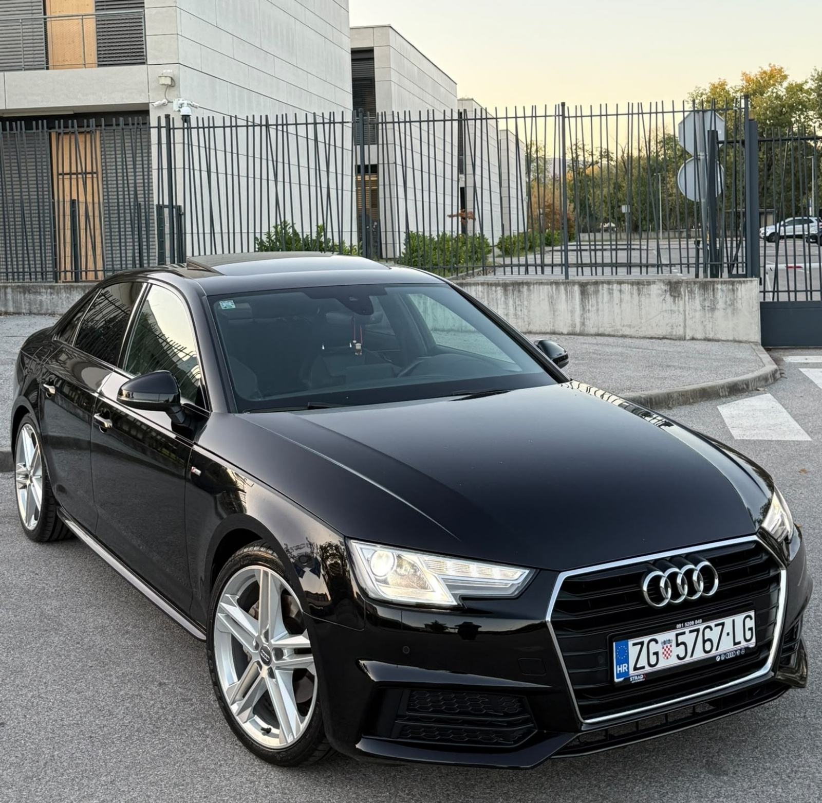 Audi A4 2,0 TDI automatik 140 Kw/190 Ks, 3x S-Line, Šiber, Alu 19"