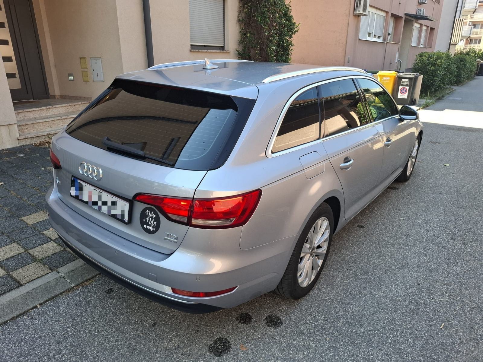 Audi A4 2,0 TDI automatik, 150tkm! REG 12/26, TOP STANJE! BEZ ULAGANJA, fotografija 4