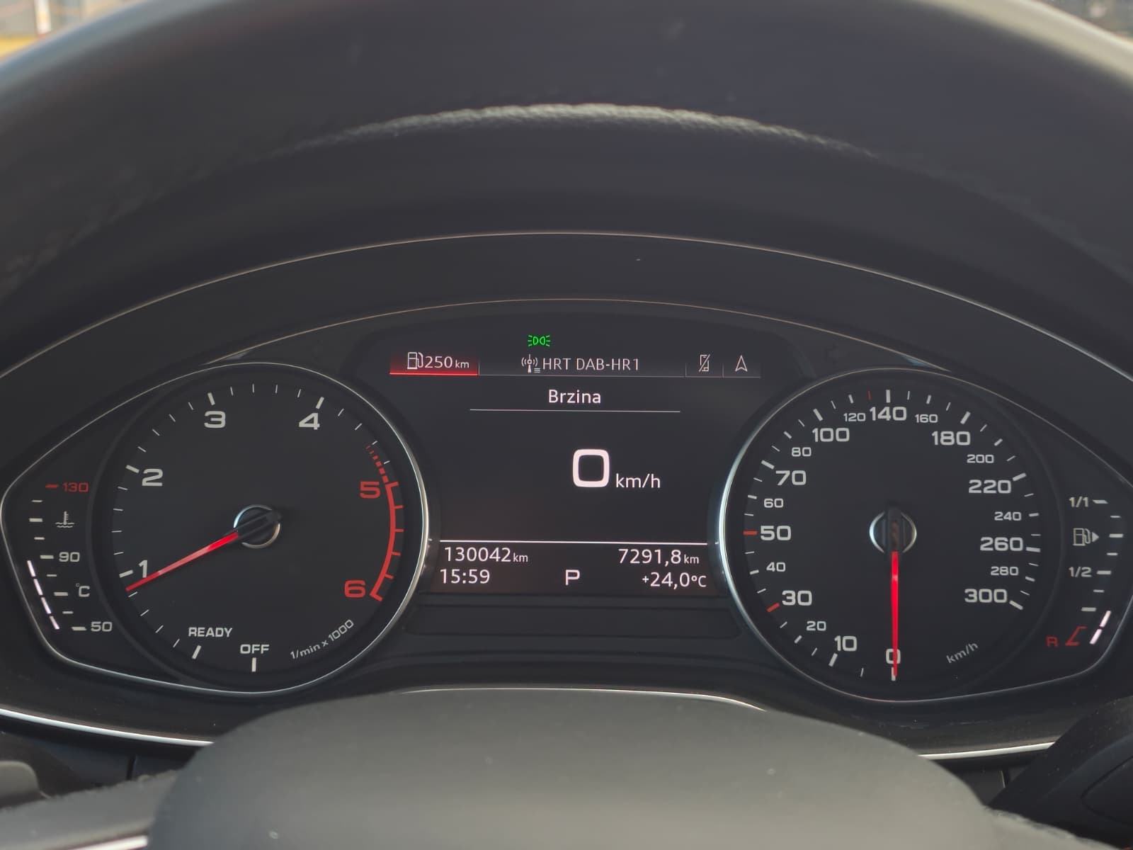 AUDI A4 2.0 TDI - AUTOMATIK - 2020 G, fotografija 14