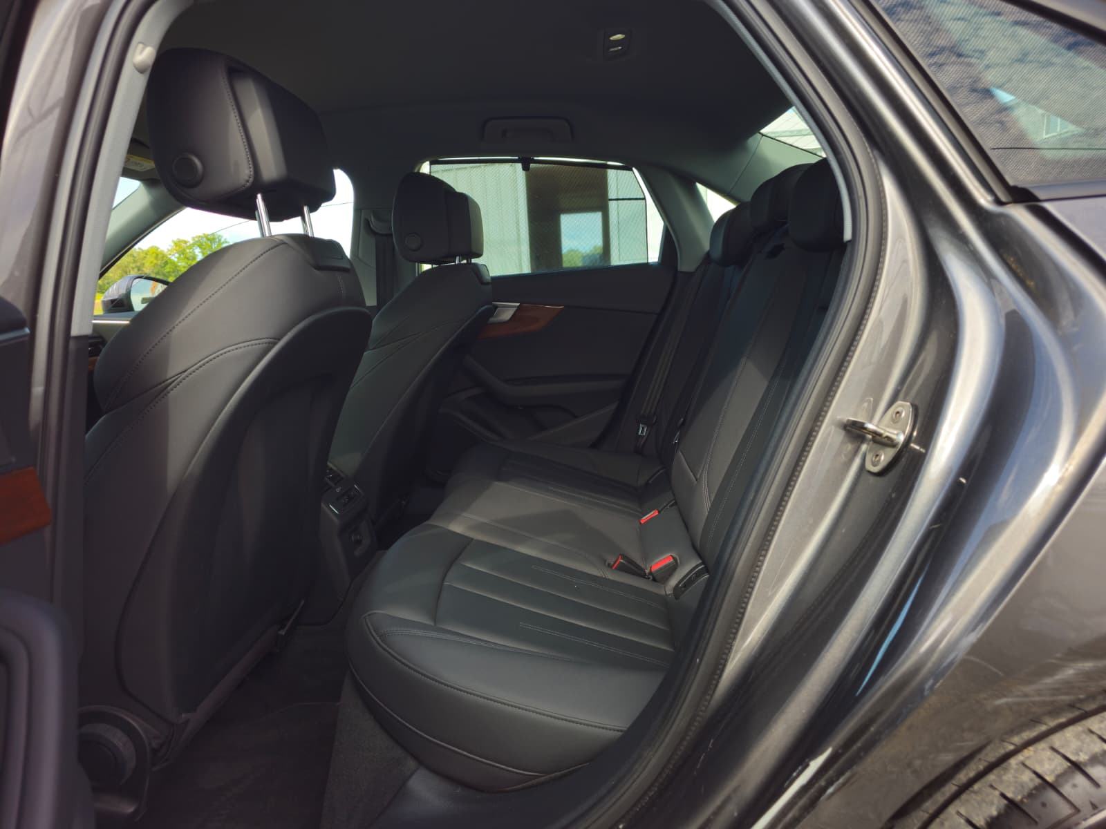 AUDI A4 2.0 TDI - AUTOMATIK - 2020 G, fotografija 20