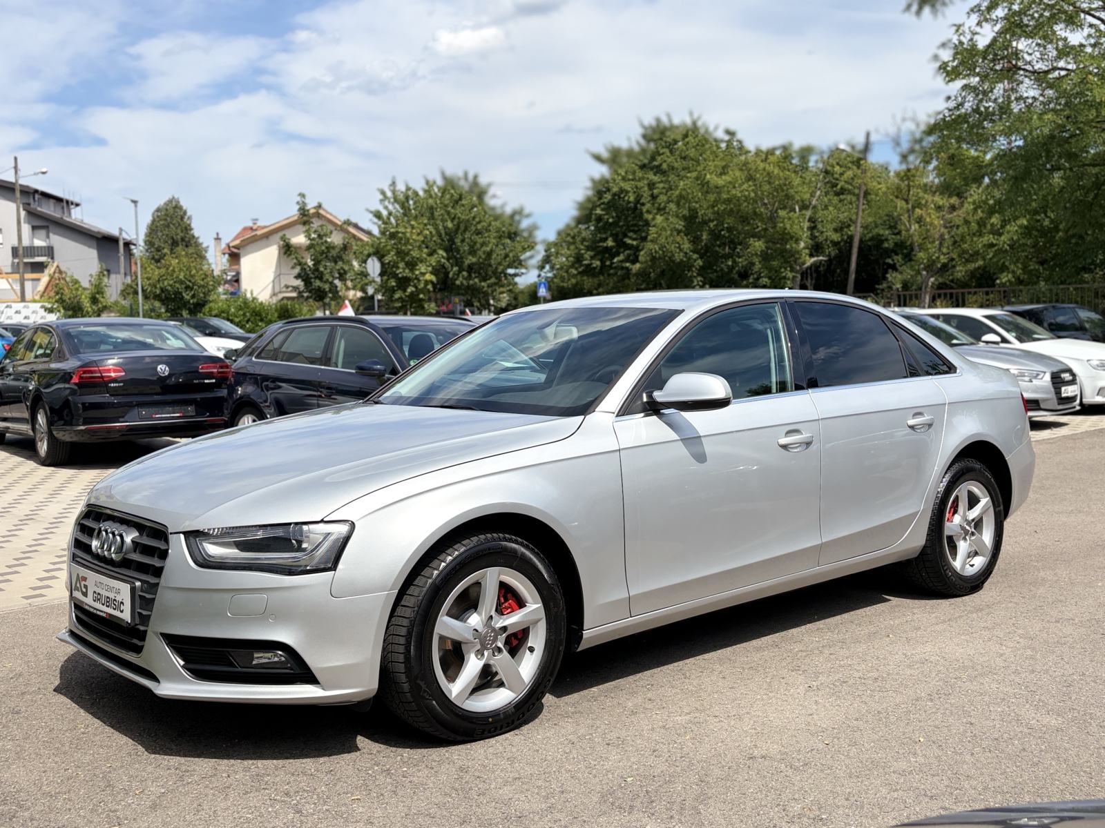 Audi A4 2,0 TDI *Automatik* *Bi-Xenon* *NAVI* *Servisna* *Jamstvo*, fotografija 5