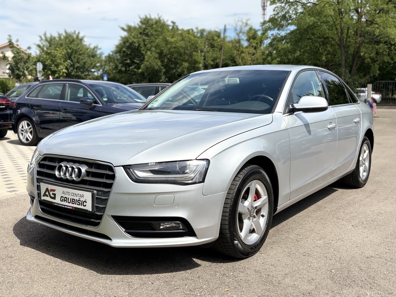 Audi A4 2,0 TDI *Automatik* *Bi-Xenon* *NAVI* *Servisna* *Jamstvo*, fotografija 7