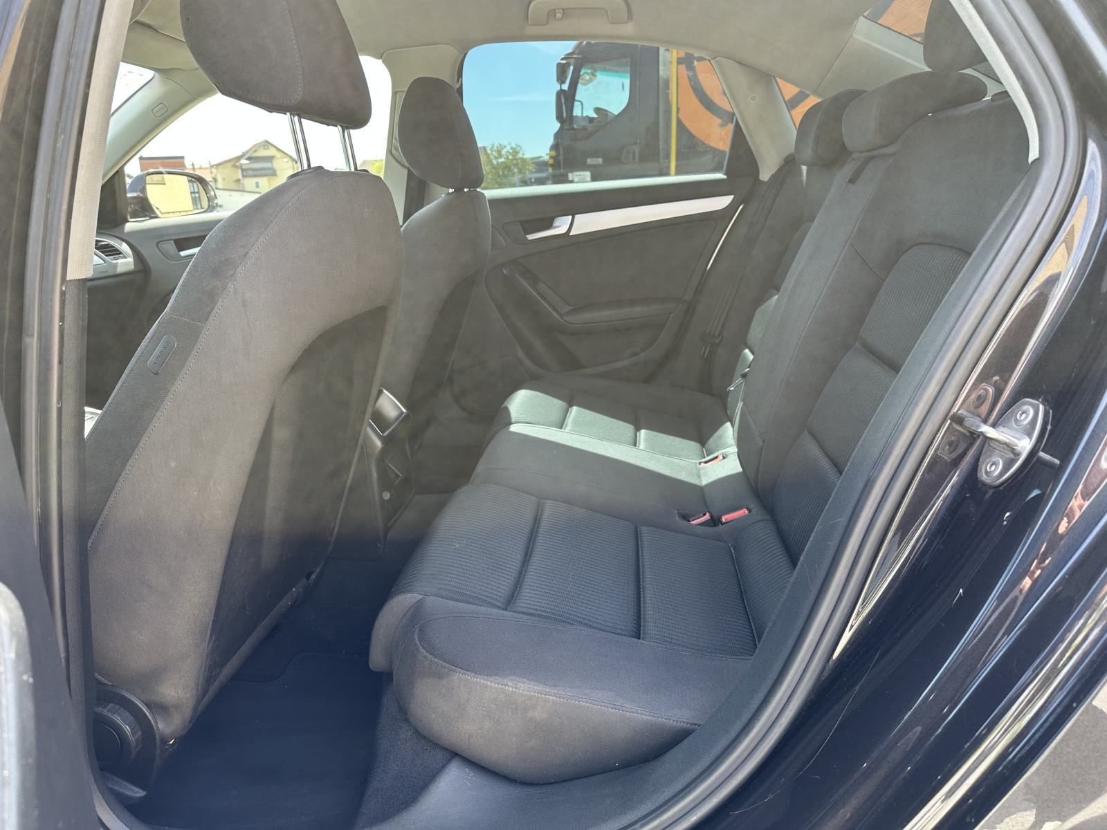 Audi A4 2,0 TDI AUTOMATIK LED, fotografija 11