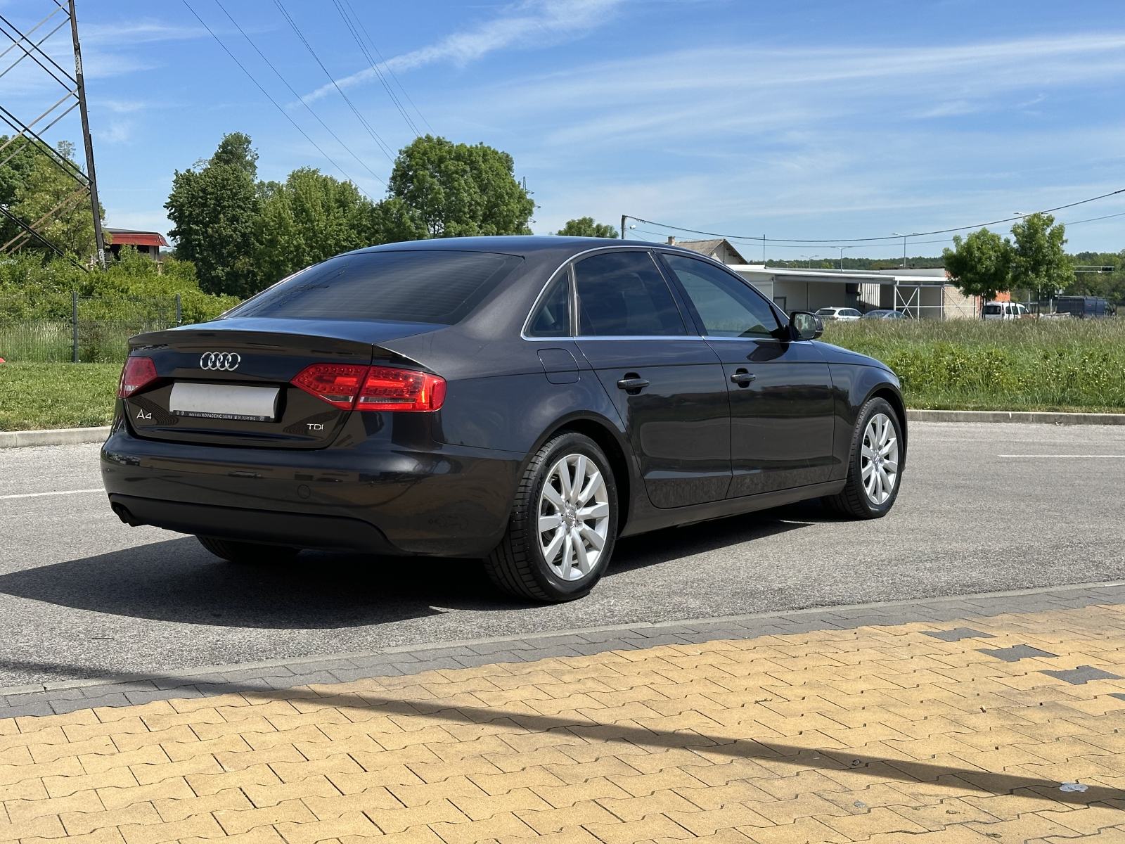 Audi A4 2,0 TDI AUTOMATIK LED, fotografija 7