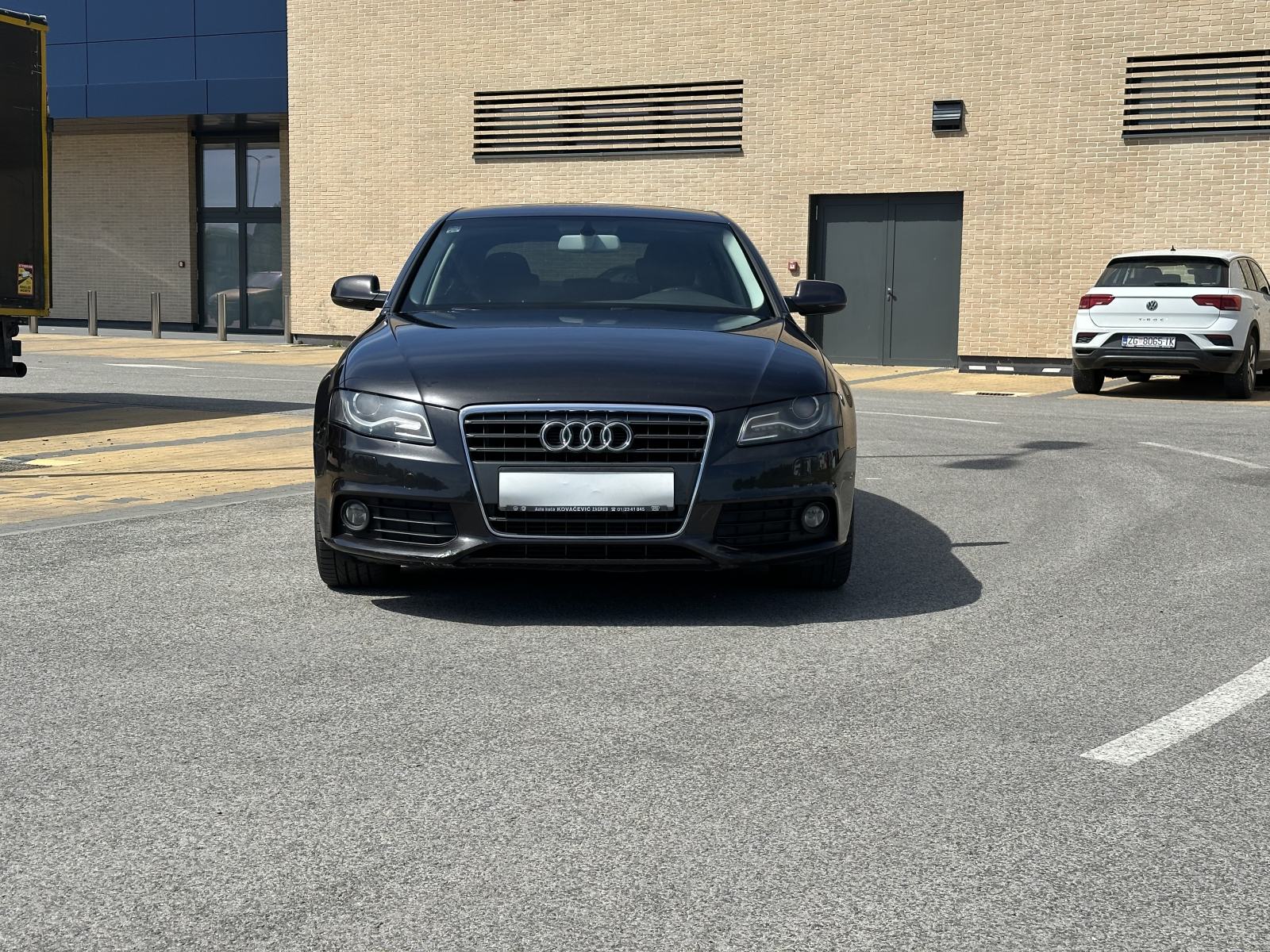 Audi A4 2,0 TDI AUTOMATIK LED, fotografija 2