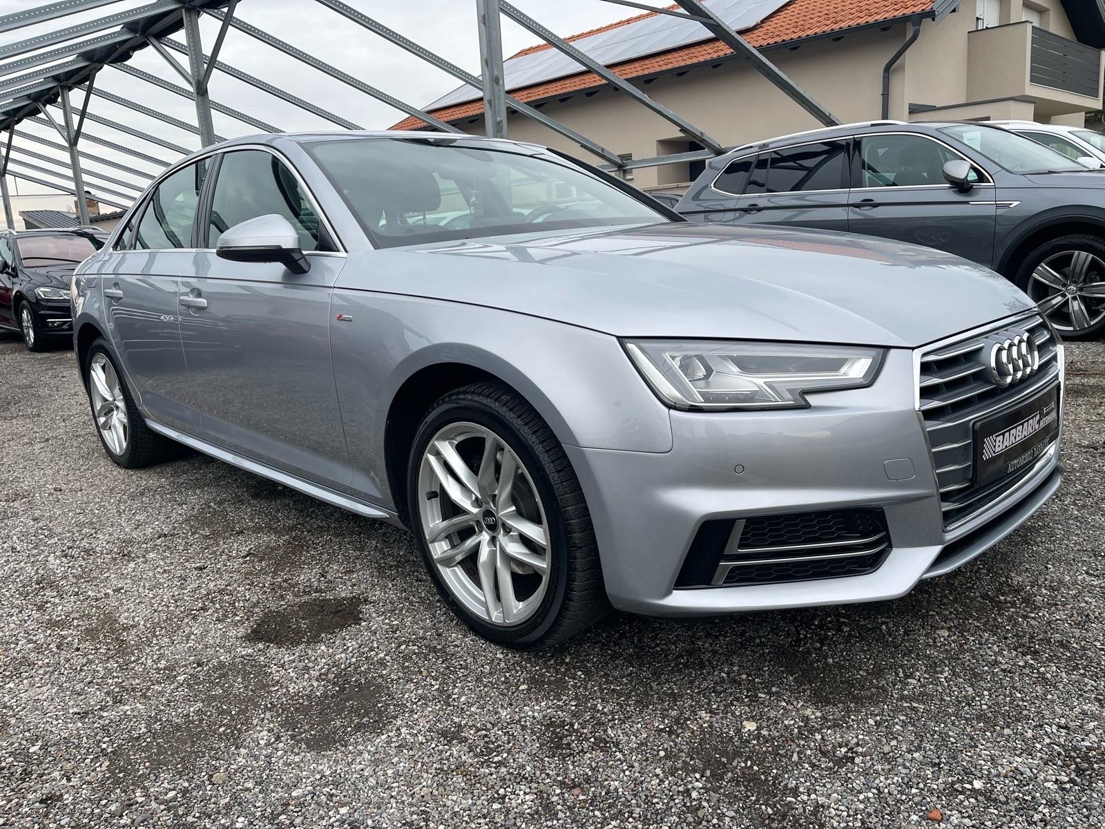 Audi A4 2,0 TDI automatik,S-line,Navigacija,Virtual,Jamstvo 12mj., fotografija 3