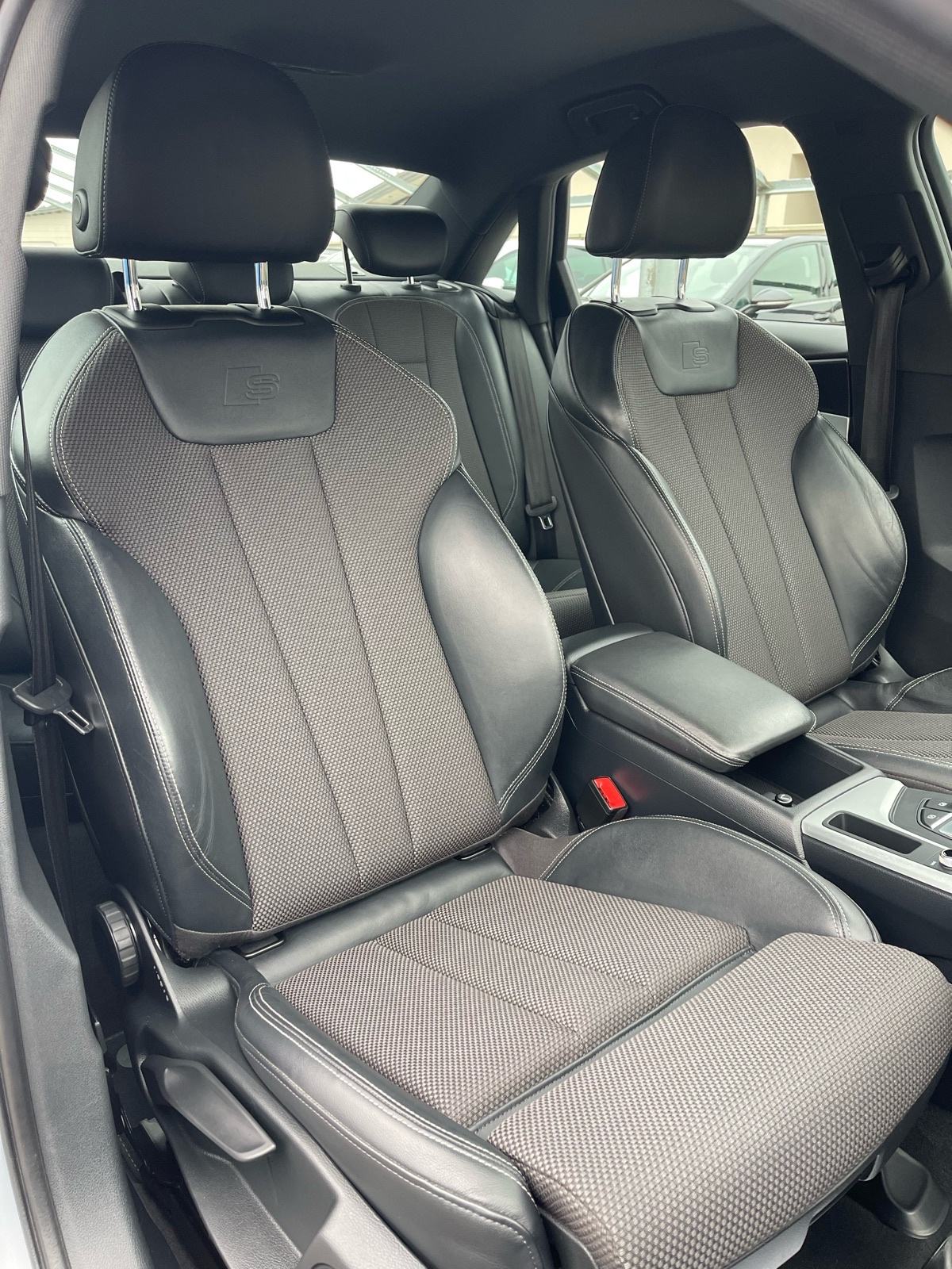 Audi A4 2,0 TDI automatik,S-line,Navigacija,Virtual,Jamstvo 12mj., fotografija 17