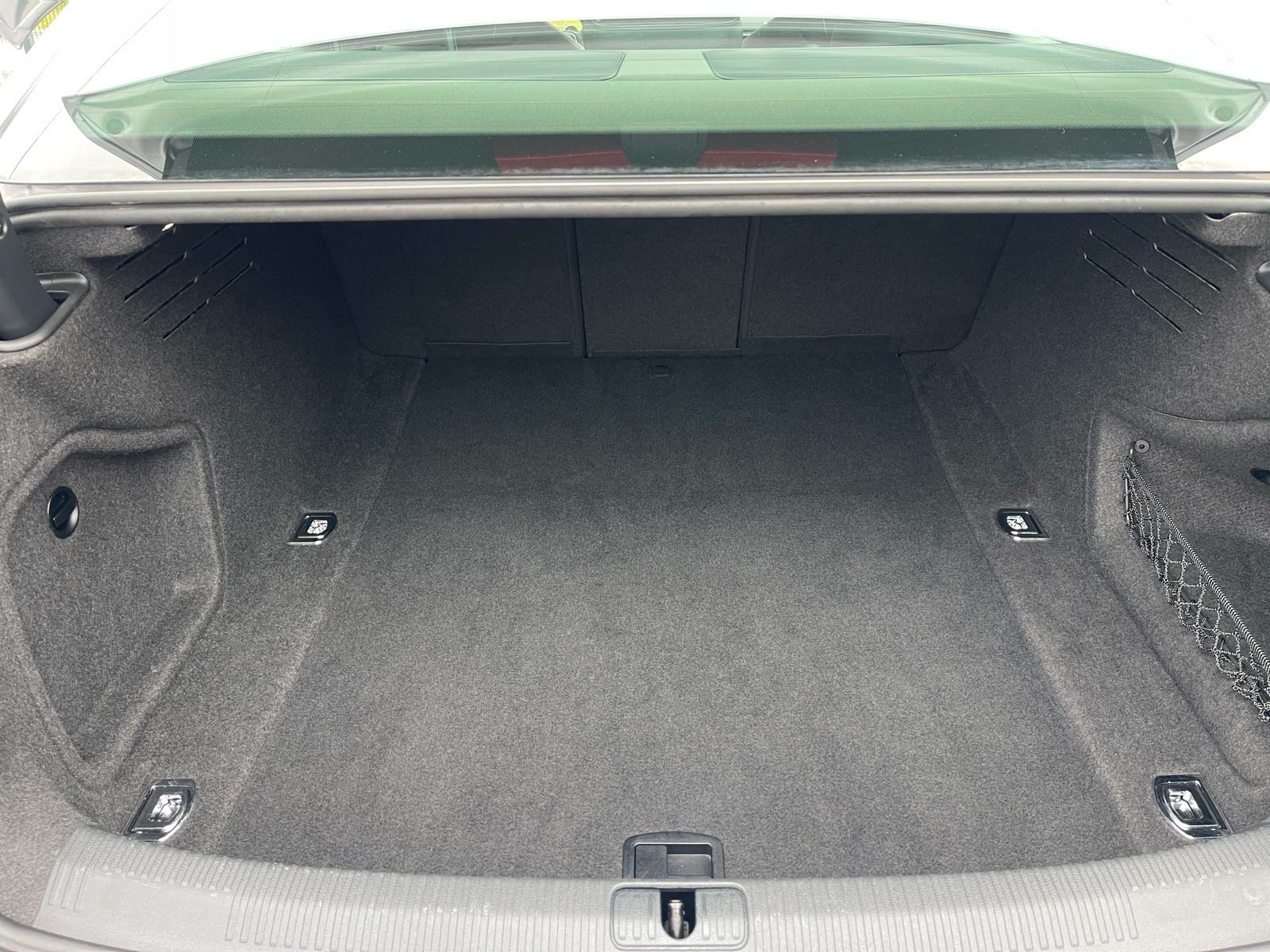 Audi A4 2,0 TDI automatik,S-line,Navigacija,Virtual,Jamstvo 12mj., fotografija 20