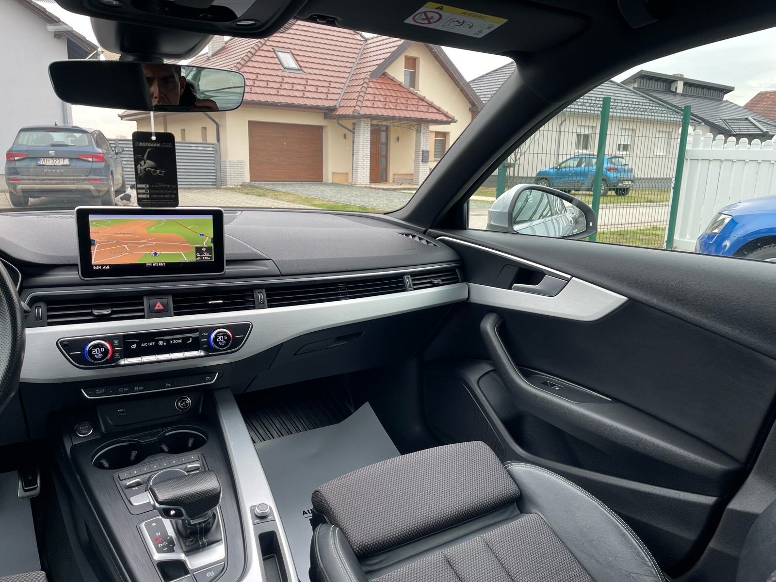 Audi A4 2,0 TDI automatik,S-line,Navigacija,Virtual,Jamstvo 12mj., fotografija 13