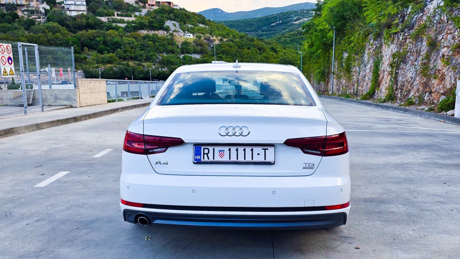 Audi A4 2.0 TDI Ultra S tronic – 3 x S line, fotografija 10