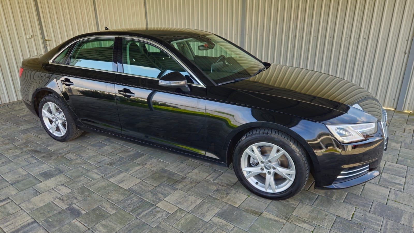 Audi A4 2,0 TDI automatik, fotografija 13