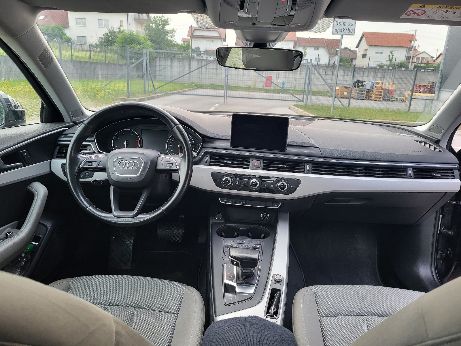 Audi A4 2,0 TDI automatik, fotografija 3