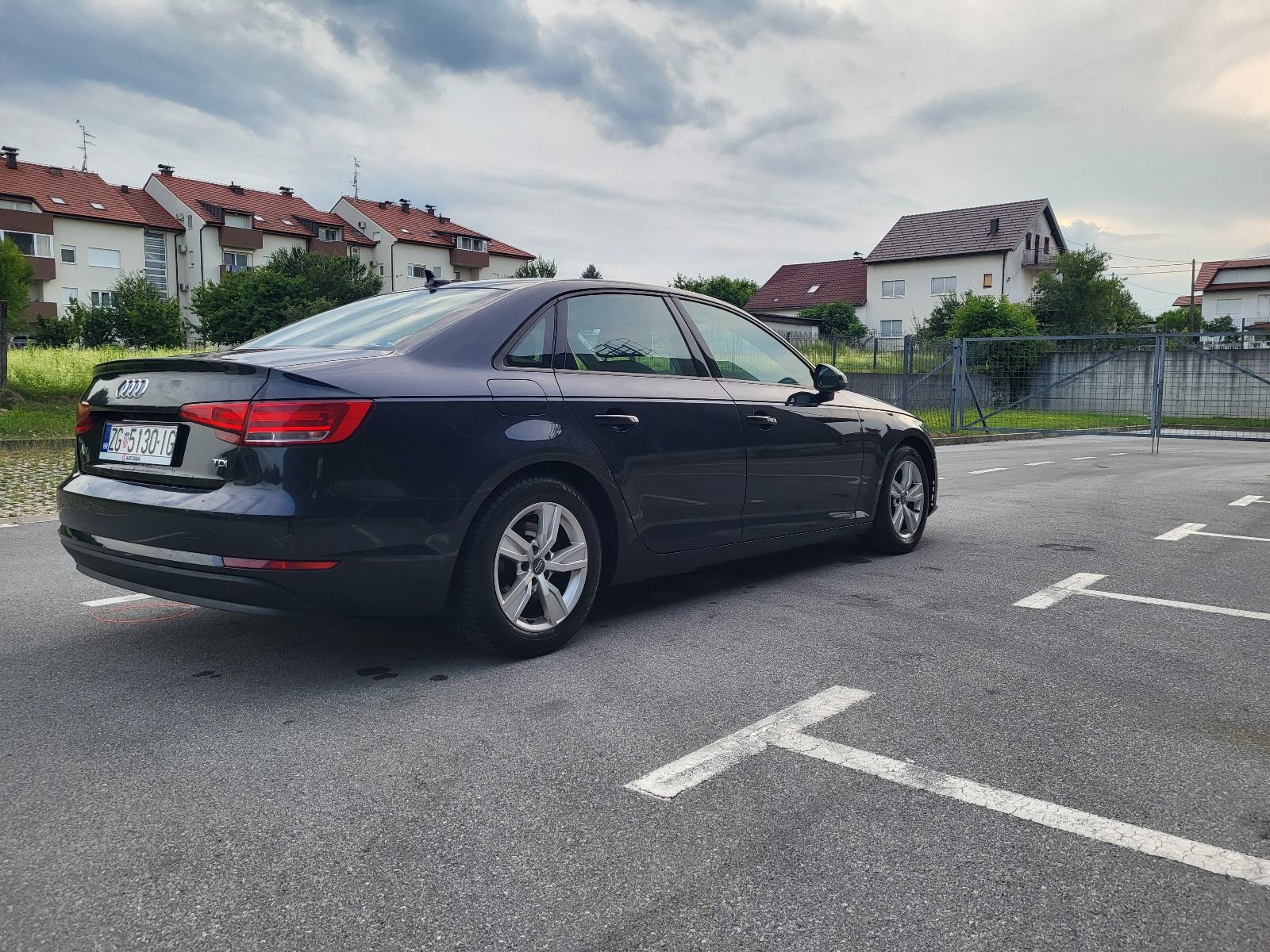 Audi A4 2,0 TDI automatik, fotografija 13