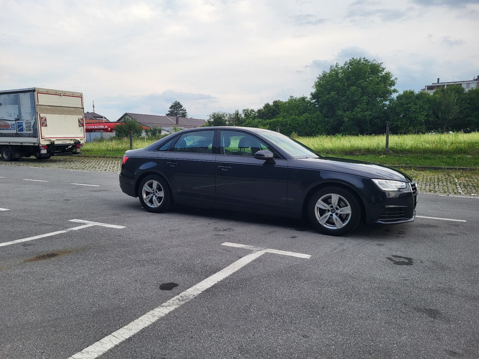 Audi A4 2,0 TDI automatik, fotografija 14