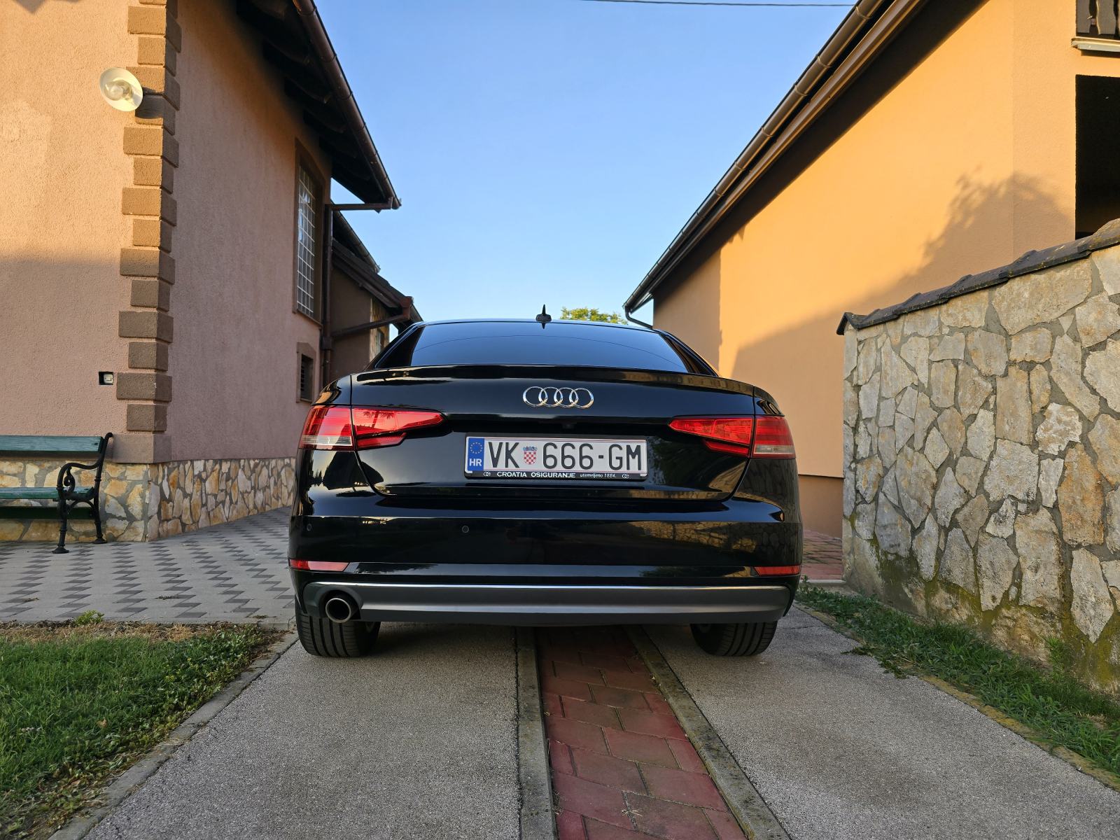 Audi A4 2.0 TDI automatik, fotografija 6