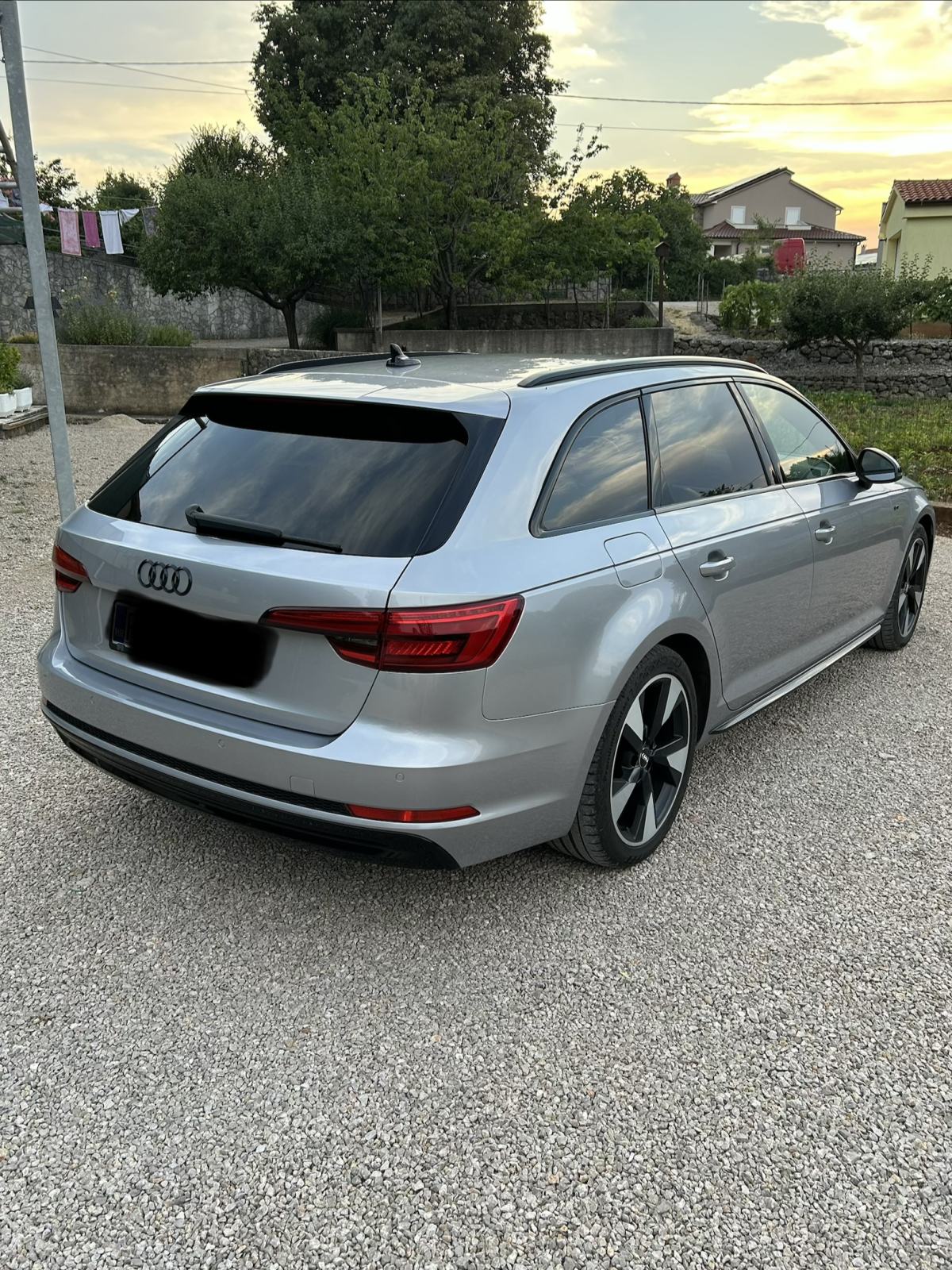 Audi A4 2,0 TDI automatik, fotografija 5