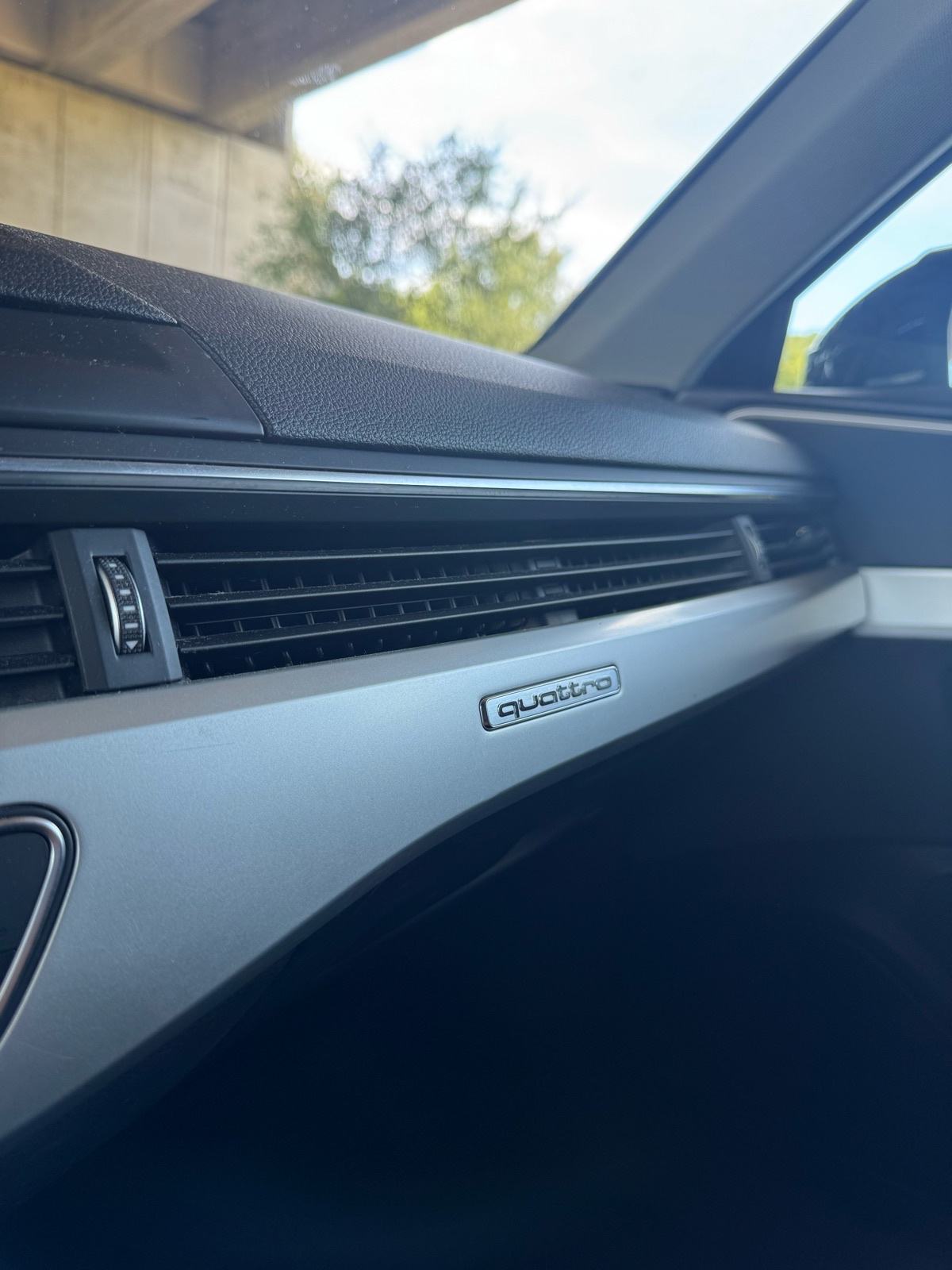 Audi A4 2,0 TDI S-Tronic 140kW, fotografija 15