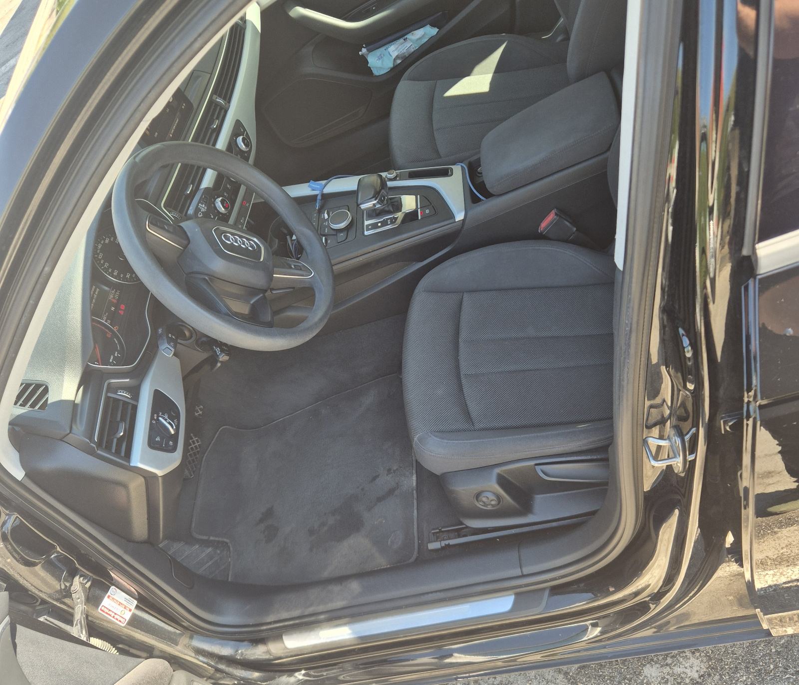 Audi A4 2,0 TDI automatik, fotografija 5