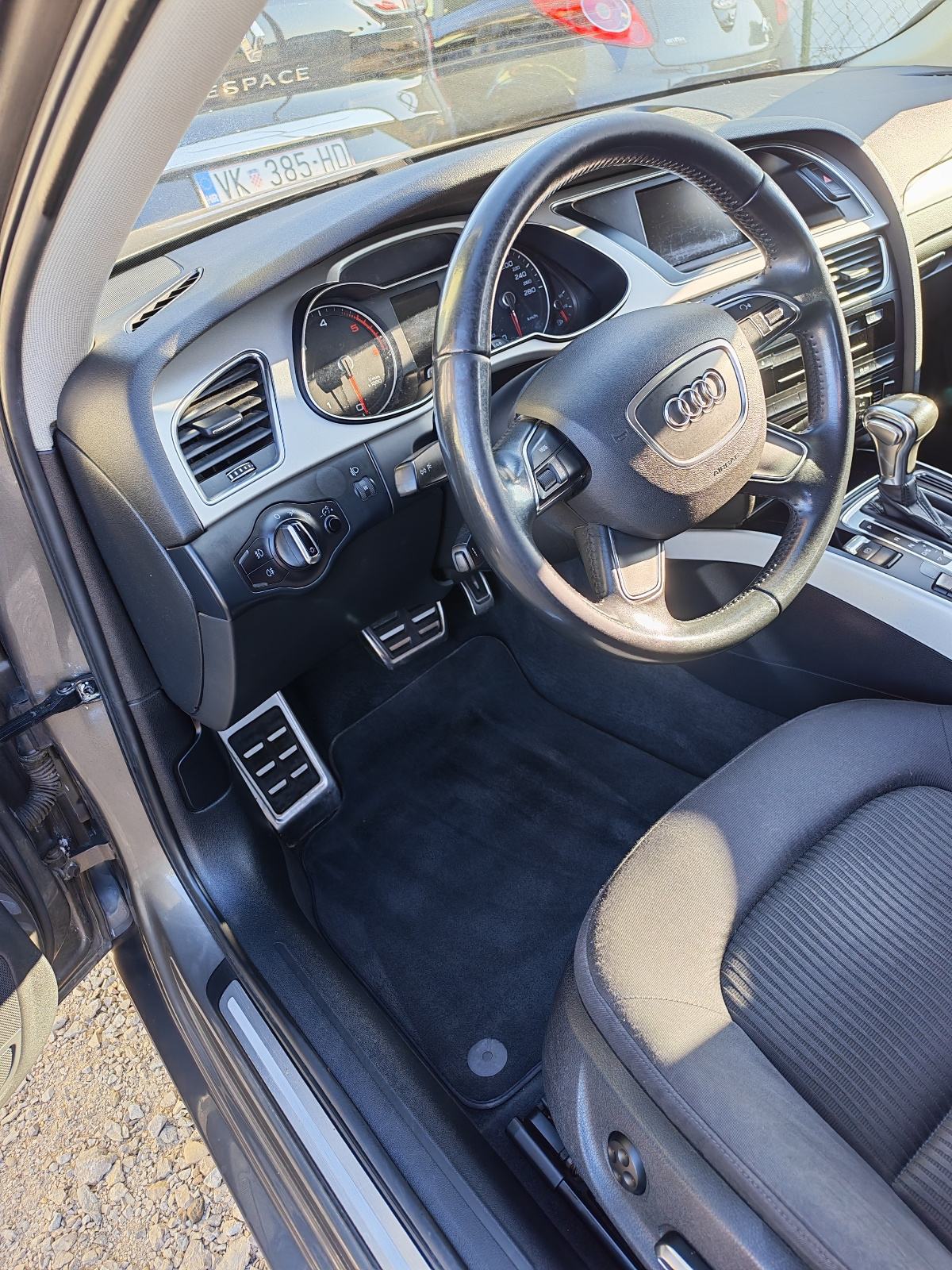 Audi A4 Avant 2,0 TDI automatik, 2015 godište, fotografija 6