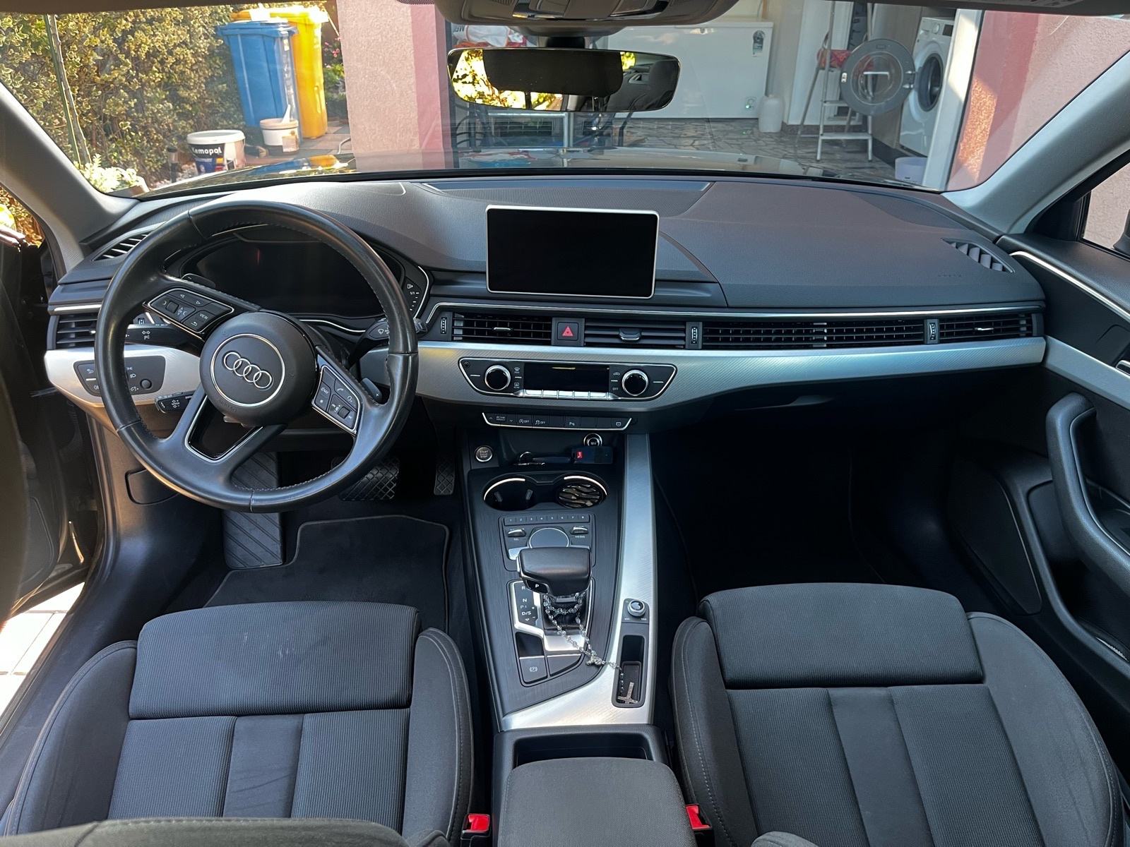 Audi A4 2,0 TDI automatik, fotografija 6