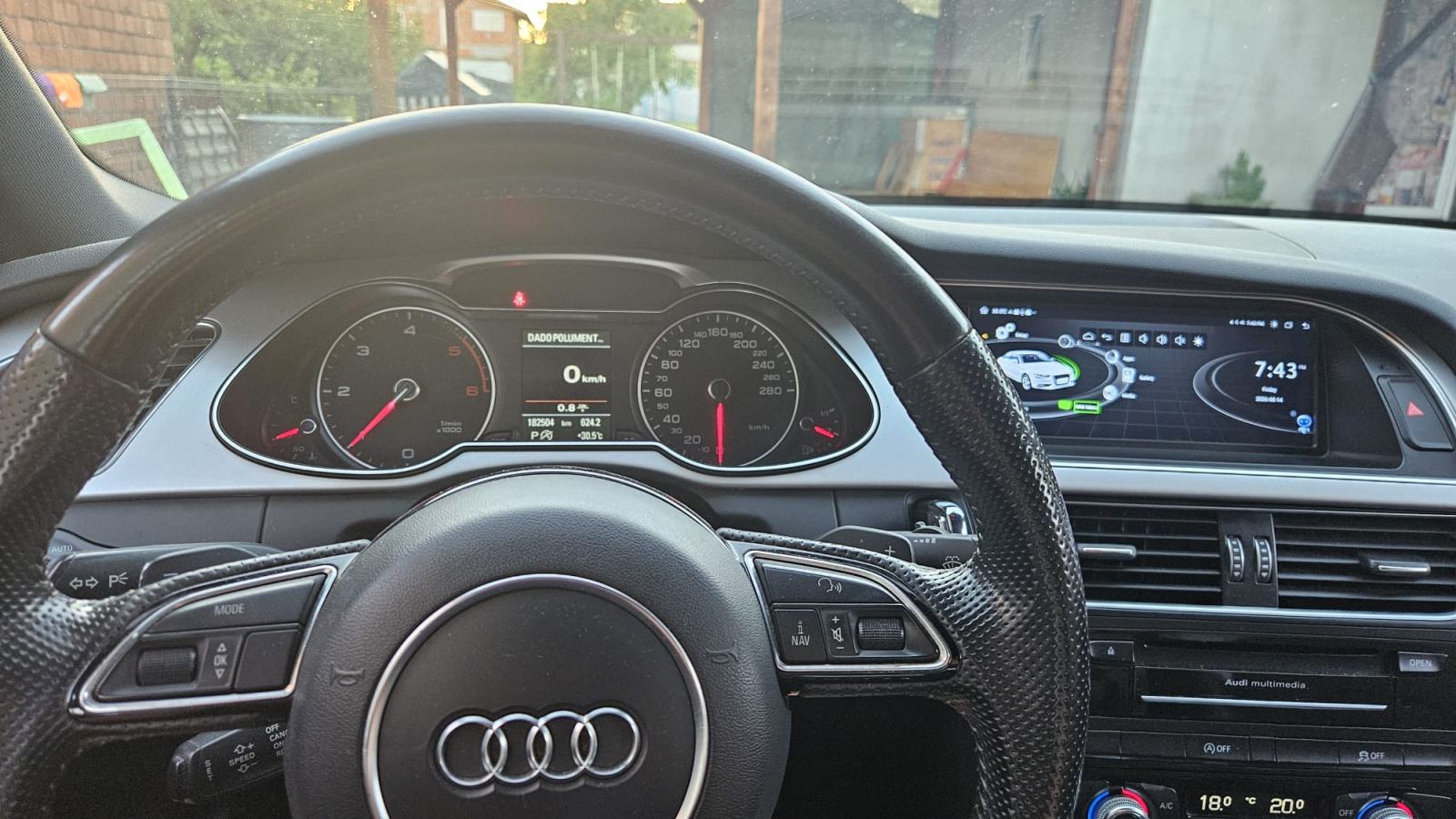 Audi A4 2,0 TDI automatik , 3x S line, fotografija 8