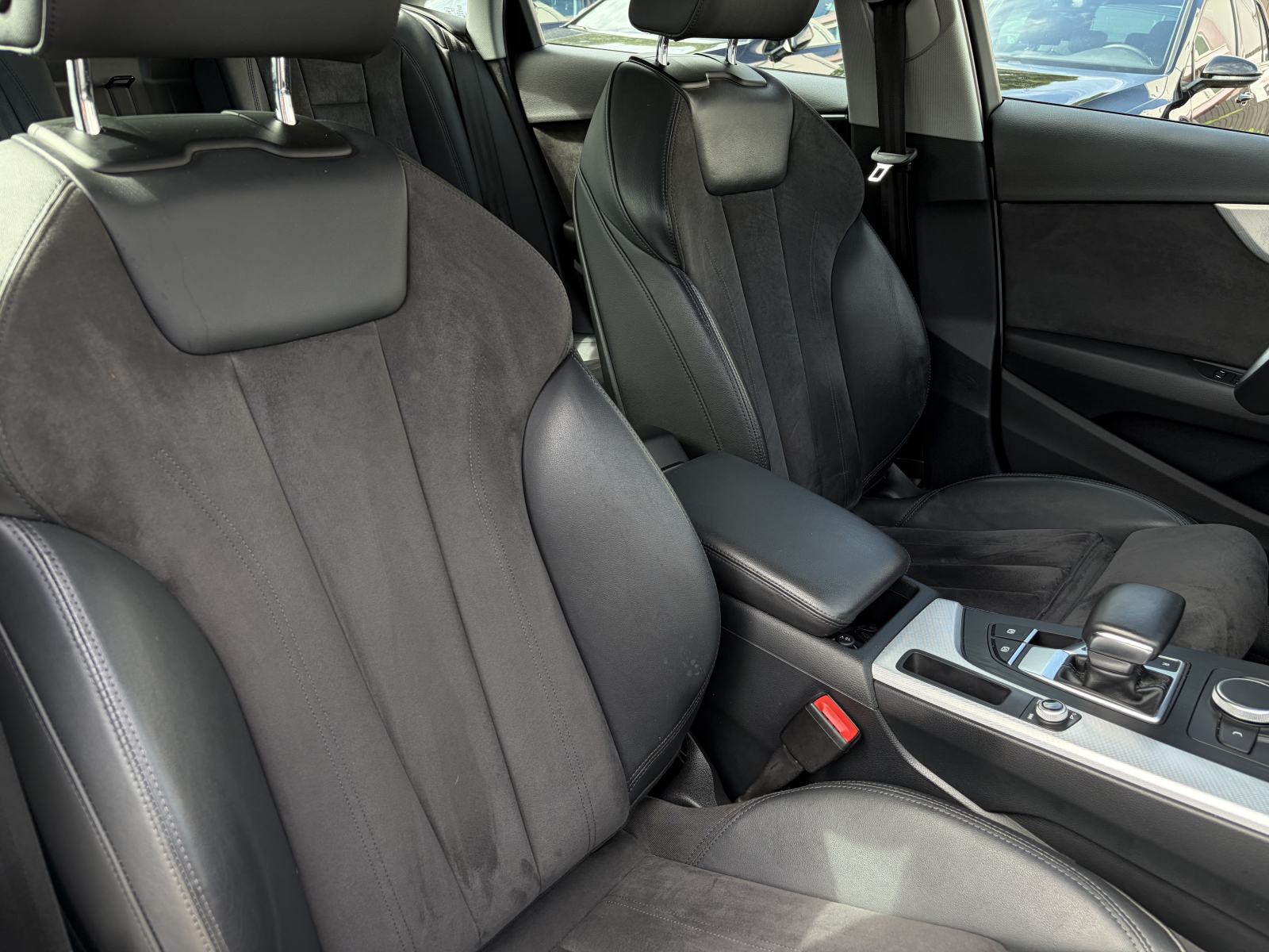 Audi A4 2,0 TDI Automatik *Top oprema* *Servisna* *Jamstvo*, fotografija 17
