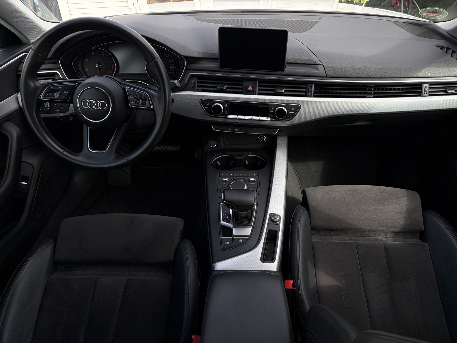 Audi A4 2,0 TDI Automatik *Top oprema* *Servisna* *Jamstvo*, fotografija 19