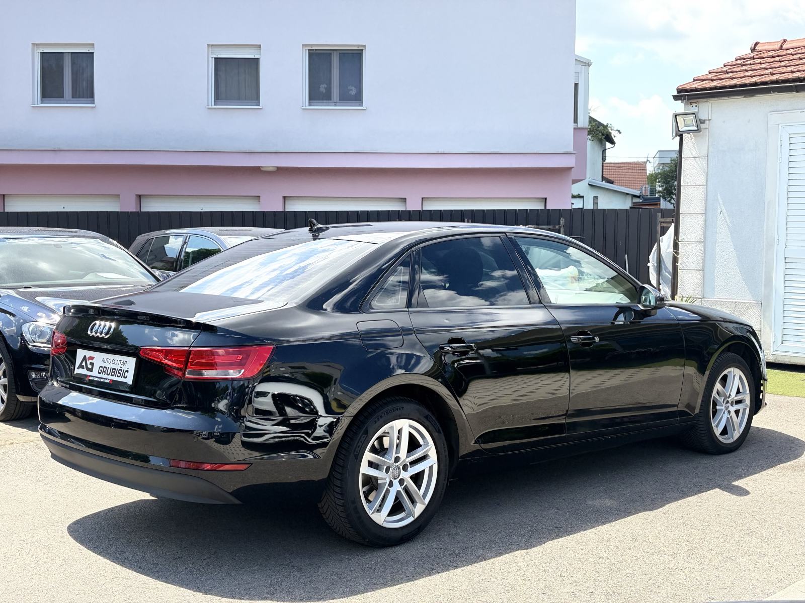 Audi A4 2,0 TDI *Automatik* *Virtual Cockpit* *Servisna* *Jamstvo*, fotografija 15