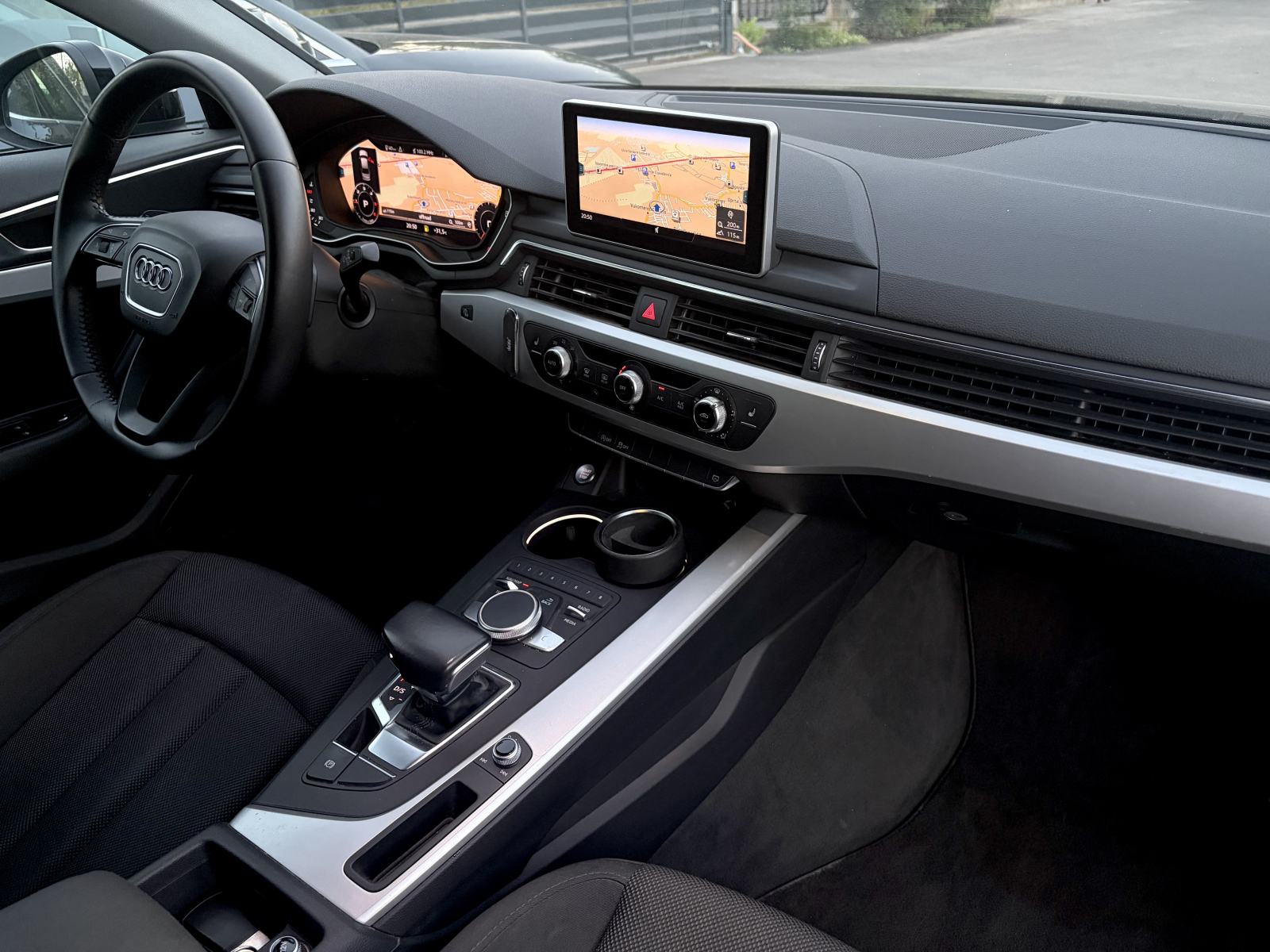 Audi A4 2,0 TDI *Automatik* *Virtual Cockpit* *Servisna* *Jamstvo*, fotografija 18