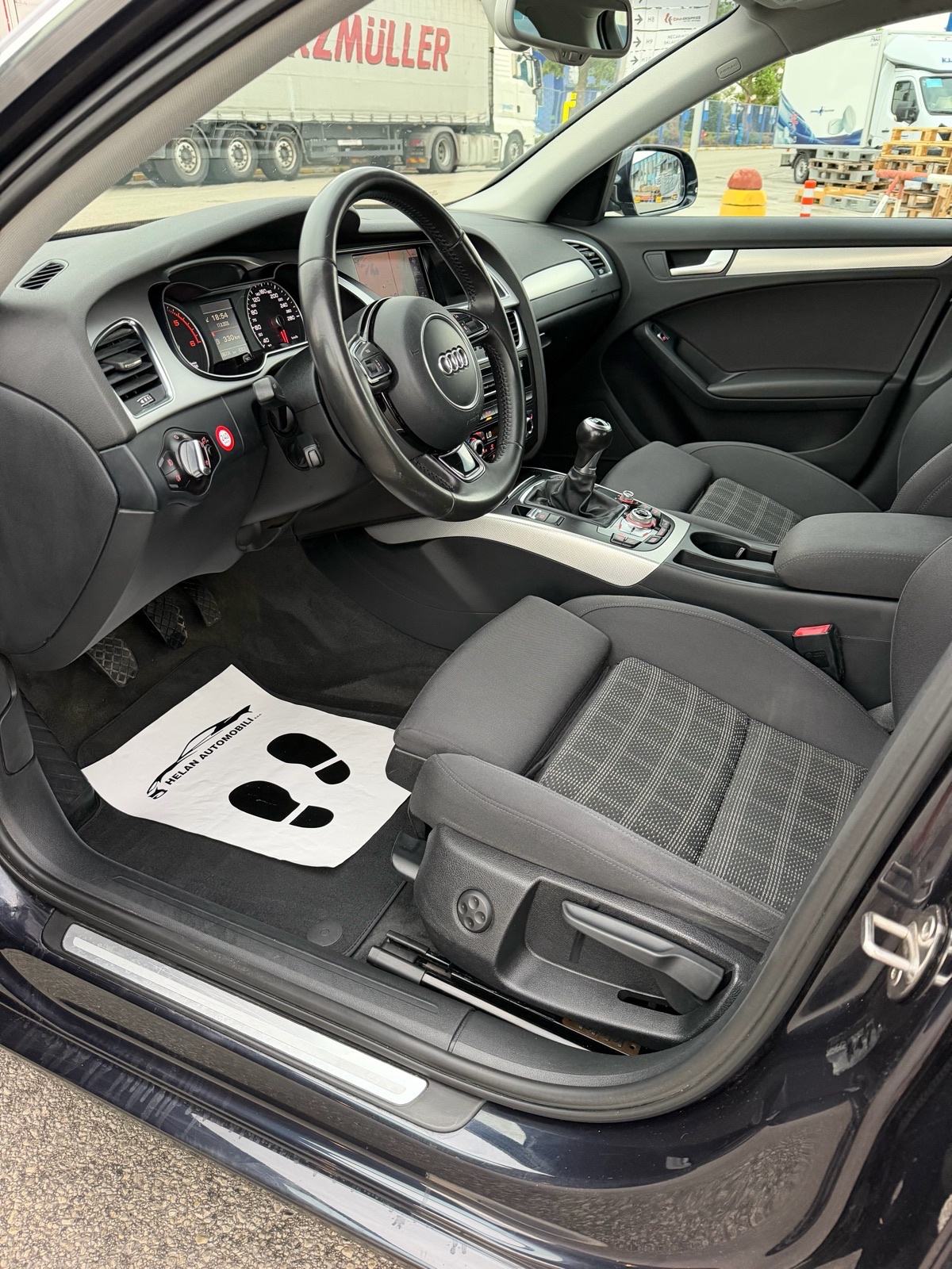Audi A4 2.0 TDI #Bi-XENON #NAVI #PDC, fotografija 11