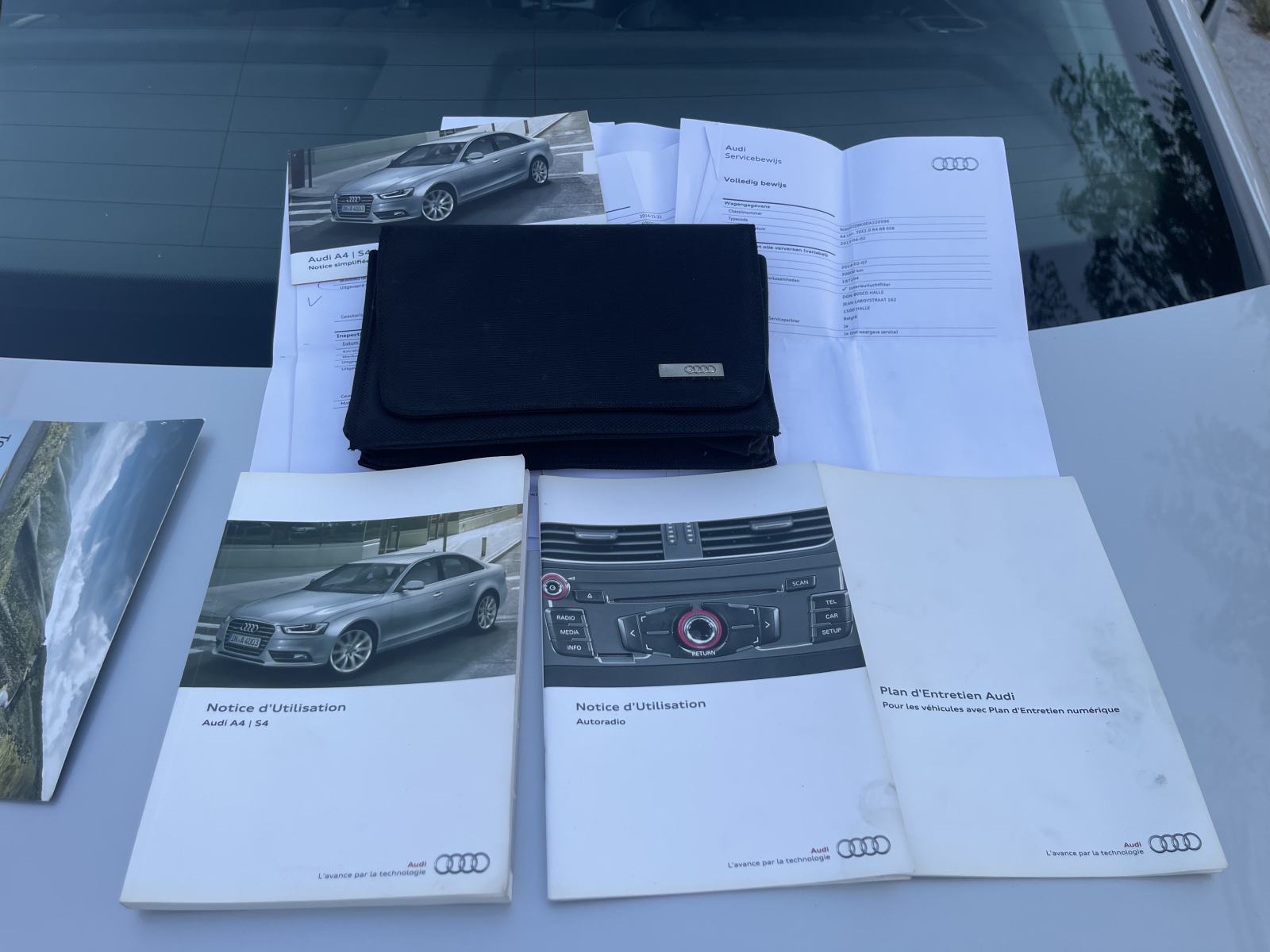 AUDI A4 2,0 TDI •• KAO NOVI, TEMPOMAT •• SERVISNA KNJIGA, 2. KLJUČA ••, fotografija 20