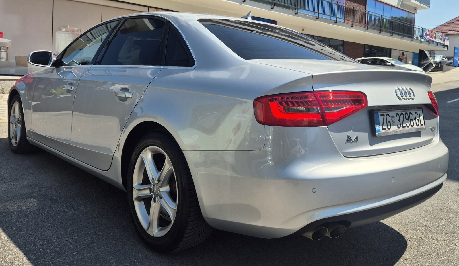 Audi A4 2,0 TDI,KLIMA,XENON,NAVI,PDC,TEMPOMAT,ALU.., fotografija 4