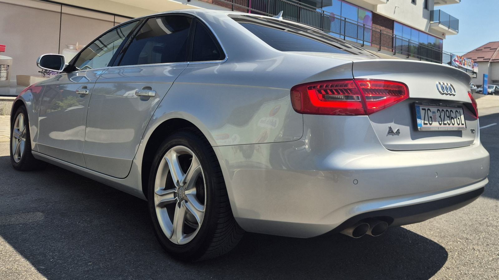 Audi A4 2,0 TDI,KLIMA,XENON,NAVI,PDC,TEMPOMAT,ALU.., fotografija 12