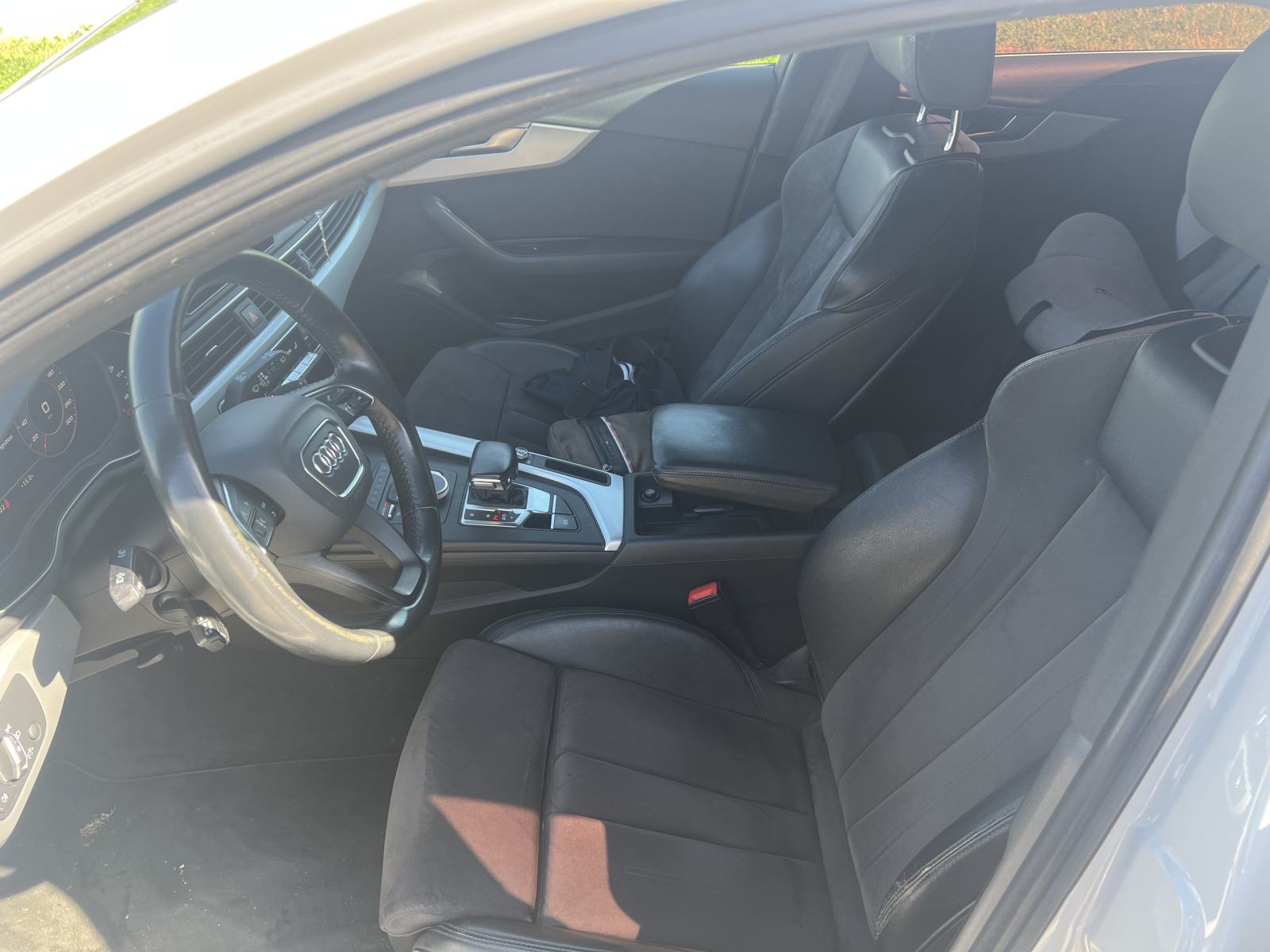 Audi A4 2,0 TDI S LINE BLACK EDITION,REGA 10/26,NEMA PRIJEPISA, fotografija 9