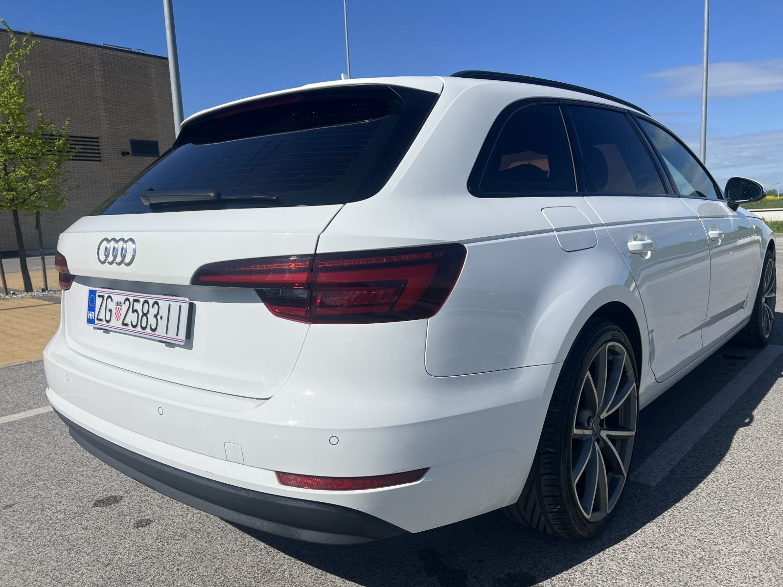 Audi A4 2,0 TDI S LINE BLACK EDITION,REGA 10/26,NEMA PRIJEPISA, fotografija 13