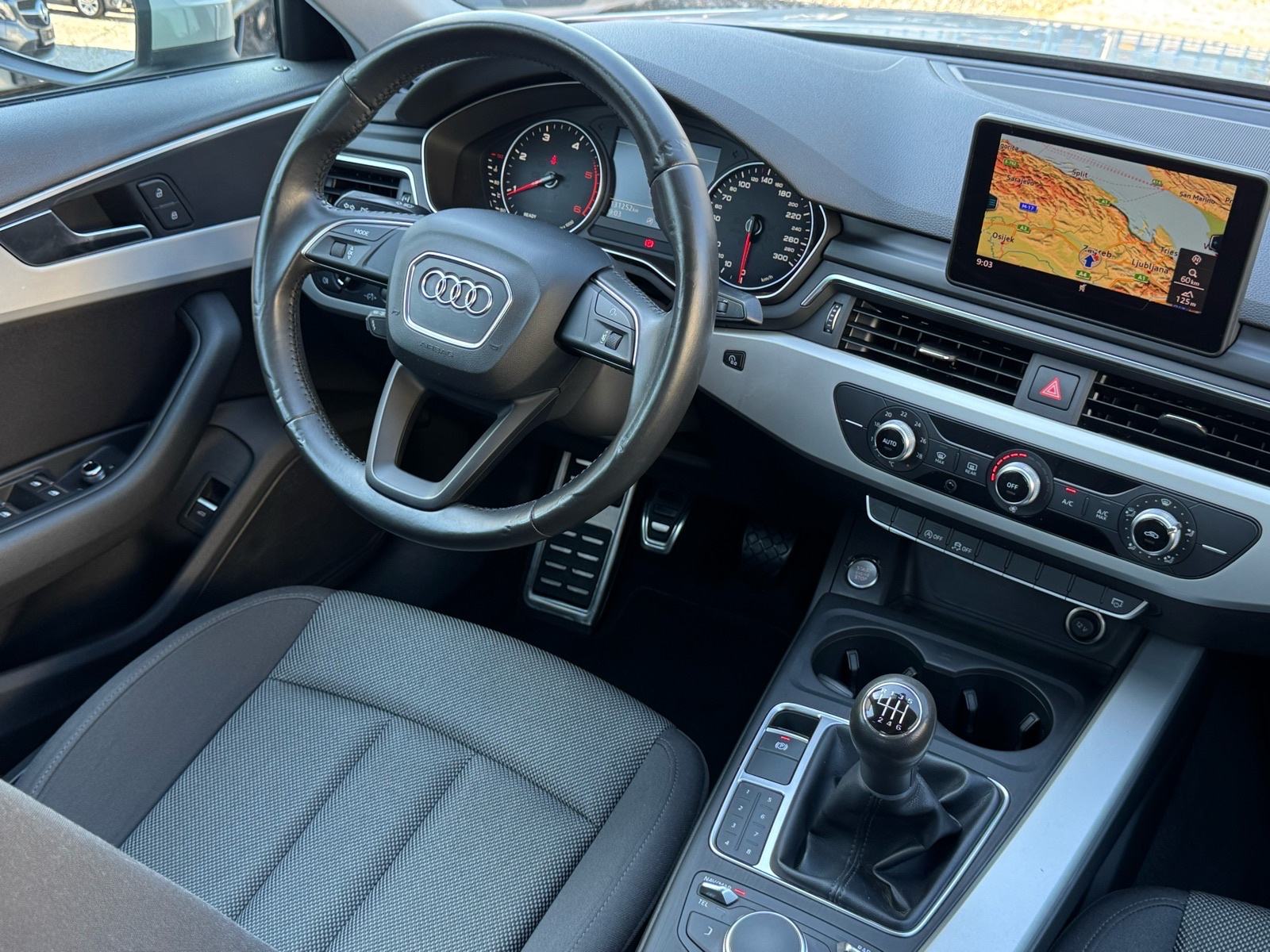 Audi A4 2,0 TDI LIMUZINA / ULTRA / LED / NAVI / ALU / JAMSTVO, fotografija 12