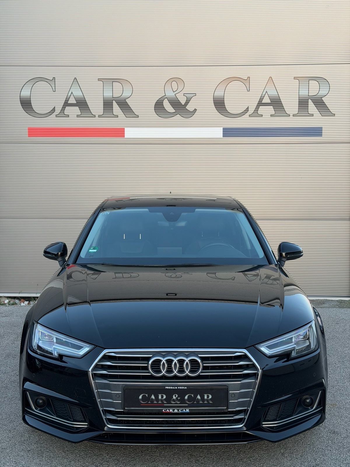 Audi A4 2,0 TDI, S-line, automatik, ACC, fotografija 2