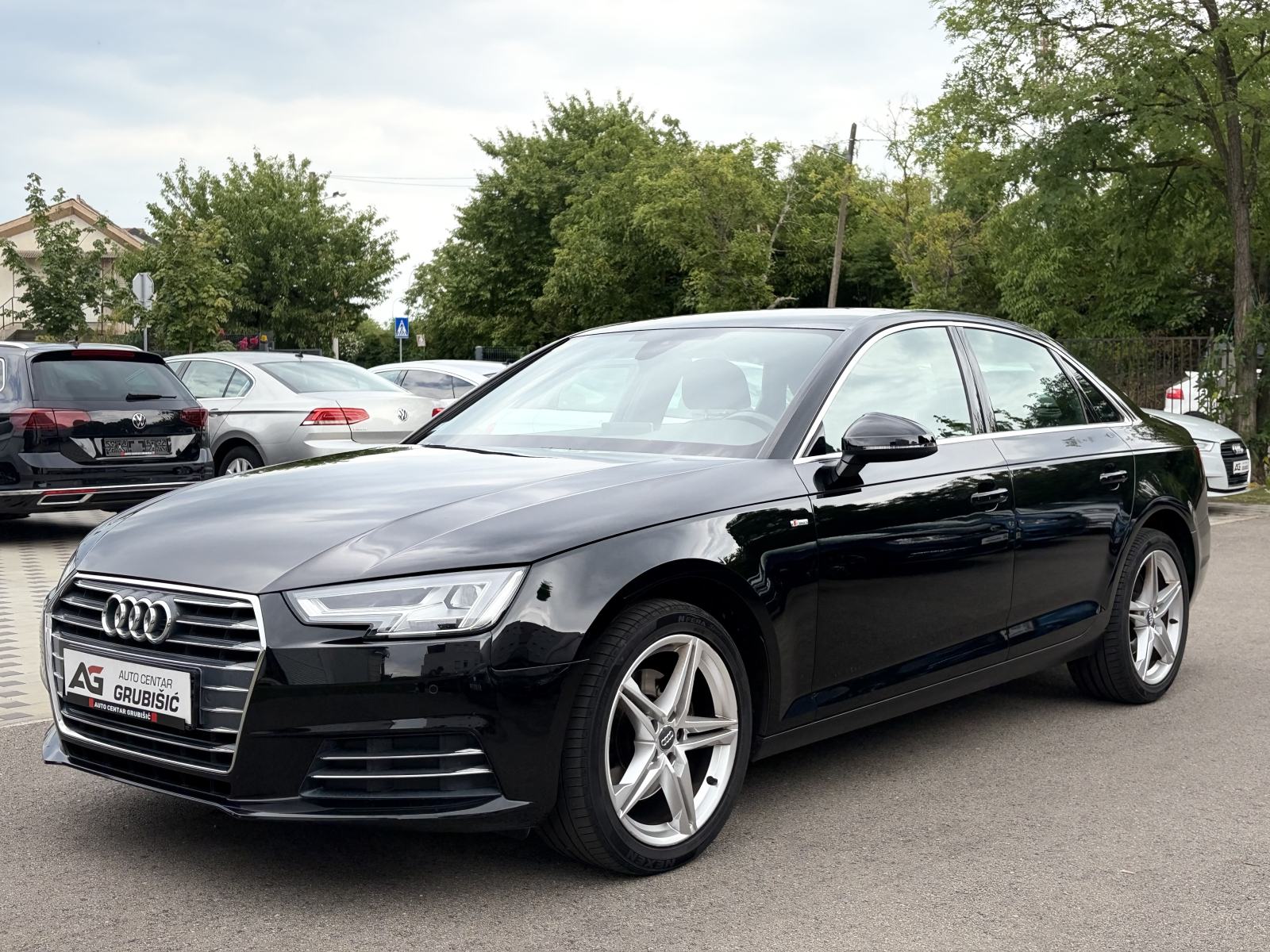 Audi A4 2,0 TDI S LINE *Automatik* *Top oprema* *Servisna* *Jamstvo*, fotografija 9
