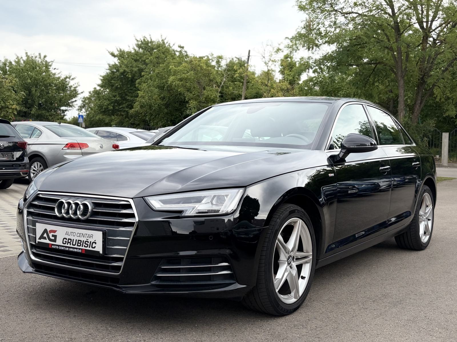 Audi A4 2,0 TDI S LINE *Automatik* *Top oprema* *Servisna* *Jamstvo*, fotografija 11