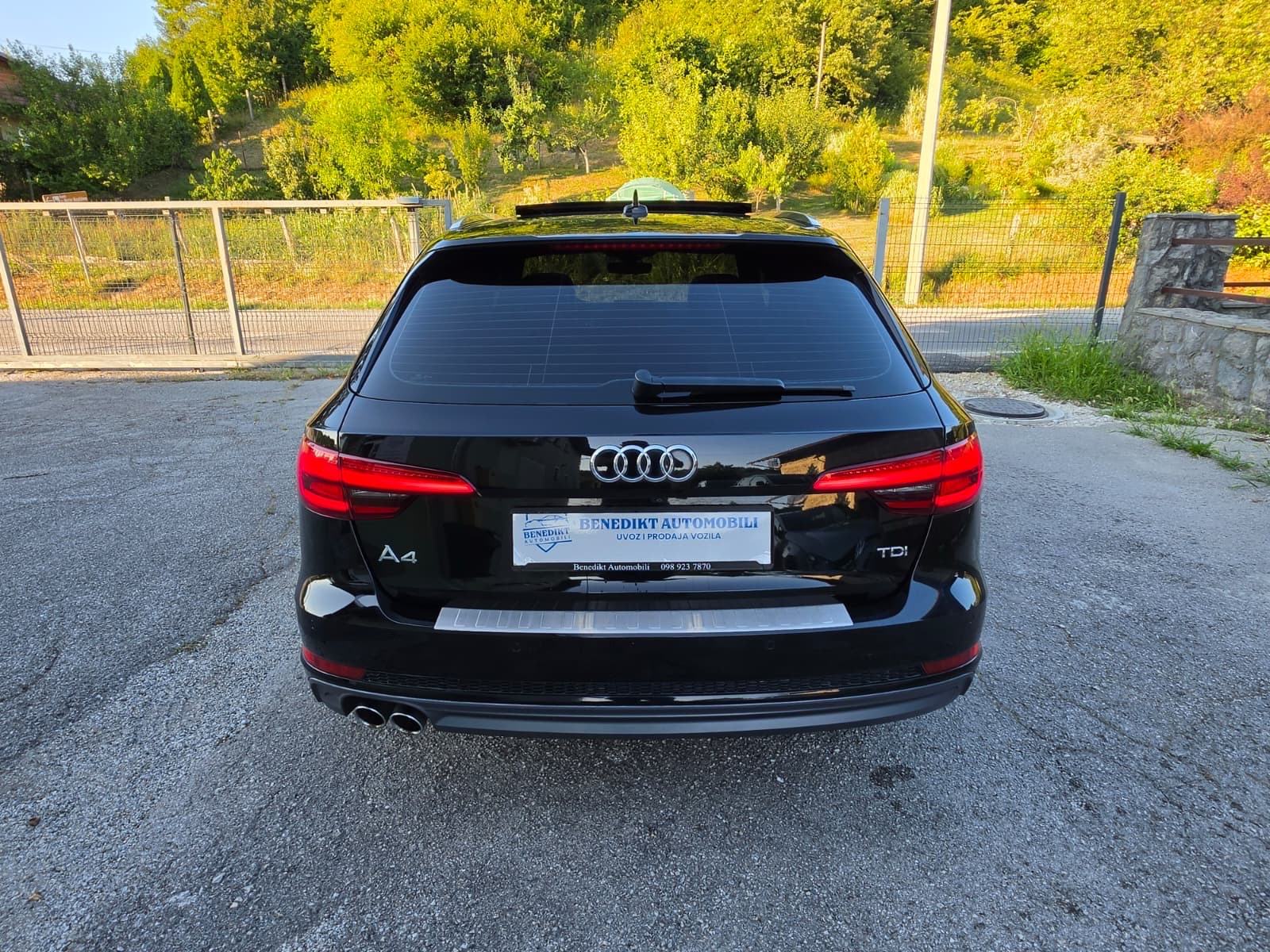 Audi A4 2,0 TDI S-line — panorama — virtual — kamera 360, fotografija 8