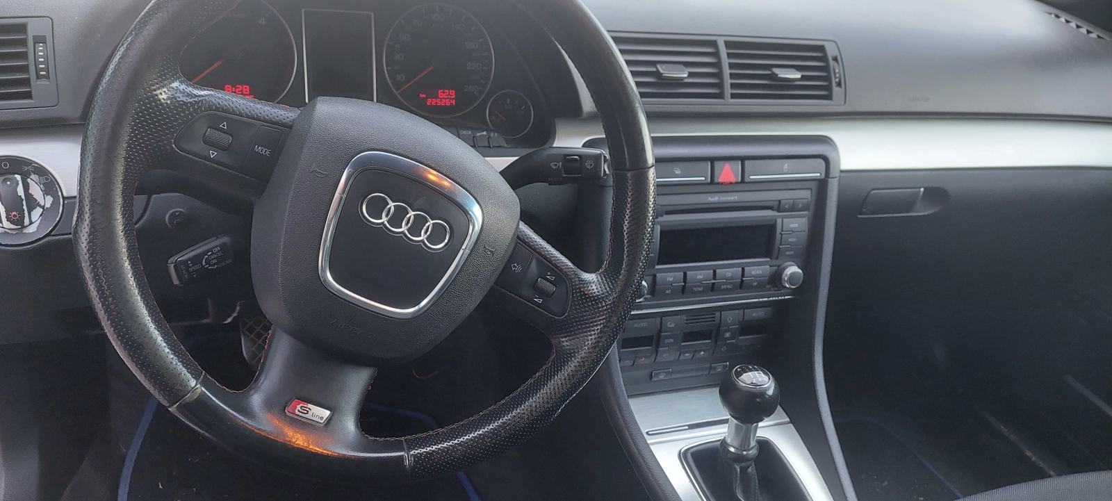 Audi A4 2,0 TDI S Line regan godinu dana SNIŽENO, fotografija 15