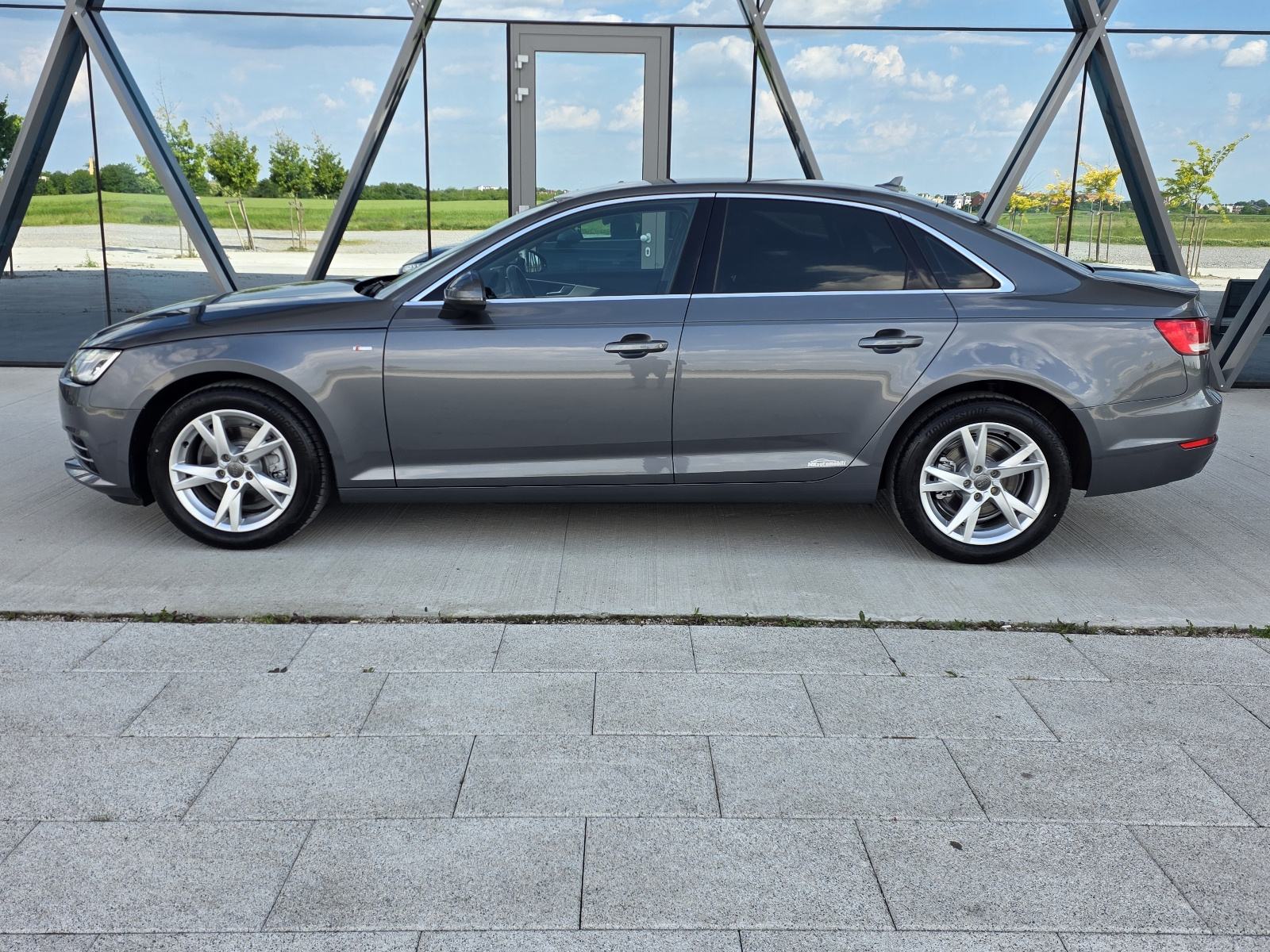 Audi A4 2,0 TDI S LINE,S TRONIK,VIRTUAL,GRIJANJE SJEDALA, fotografija 3