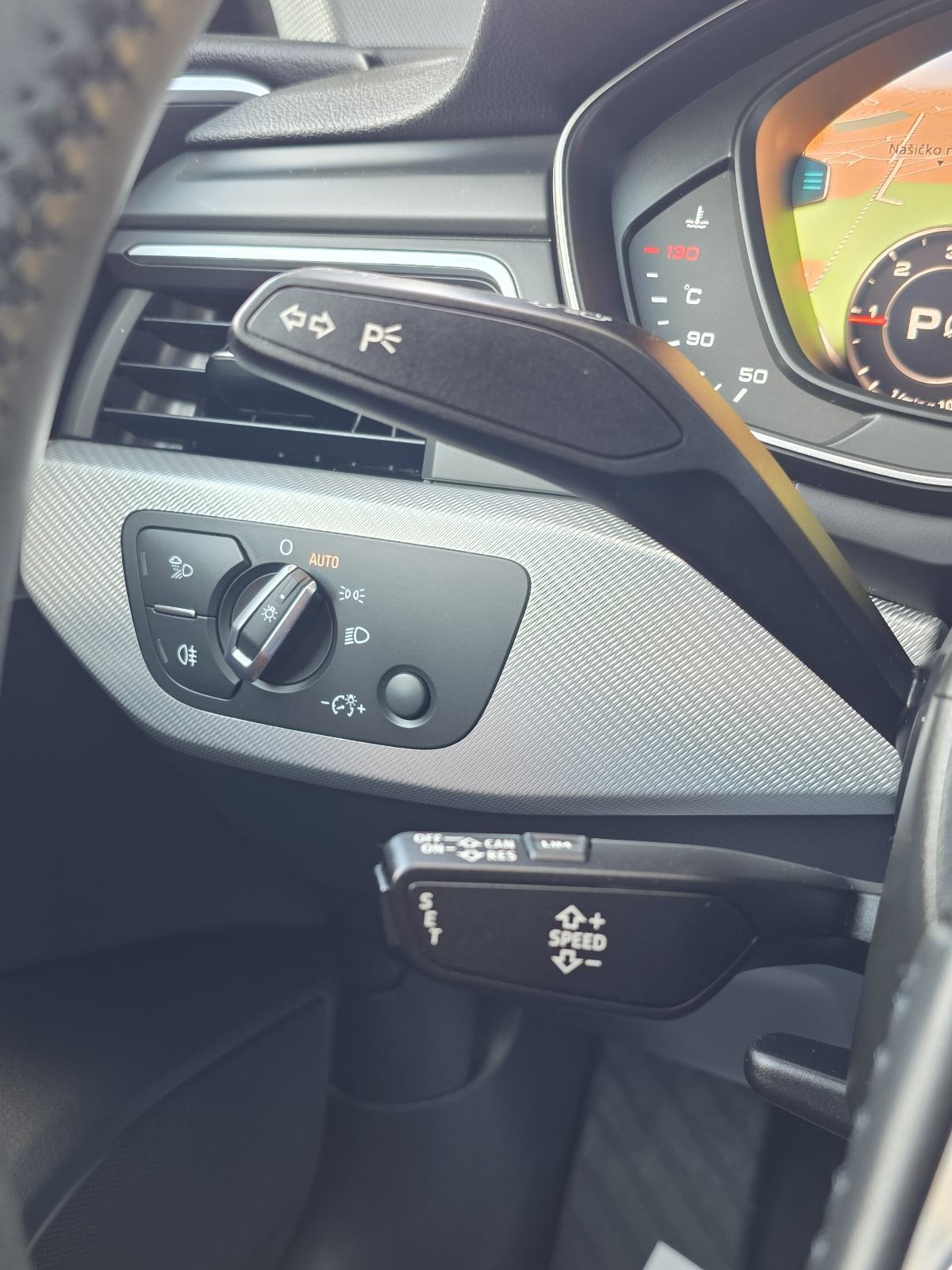 Audi A4 2,0 TDI S LINE,S TRONIK,VIRTUAL,GRIJANJE SJEDALA, fotografija 19