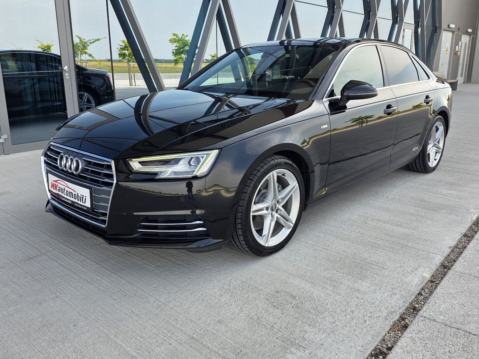 Audi A4 2,0 TDI S LINE,VIRTUAL,NAVI,FUL LED, fotografija 2