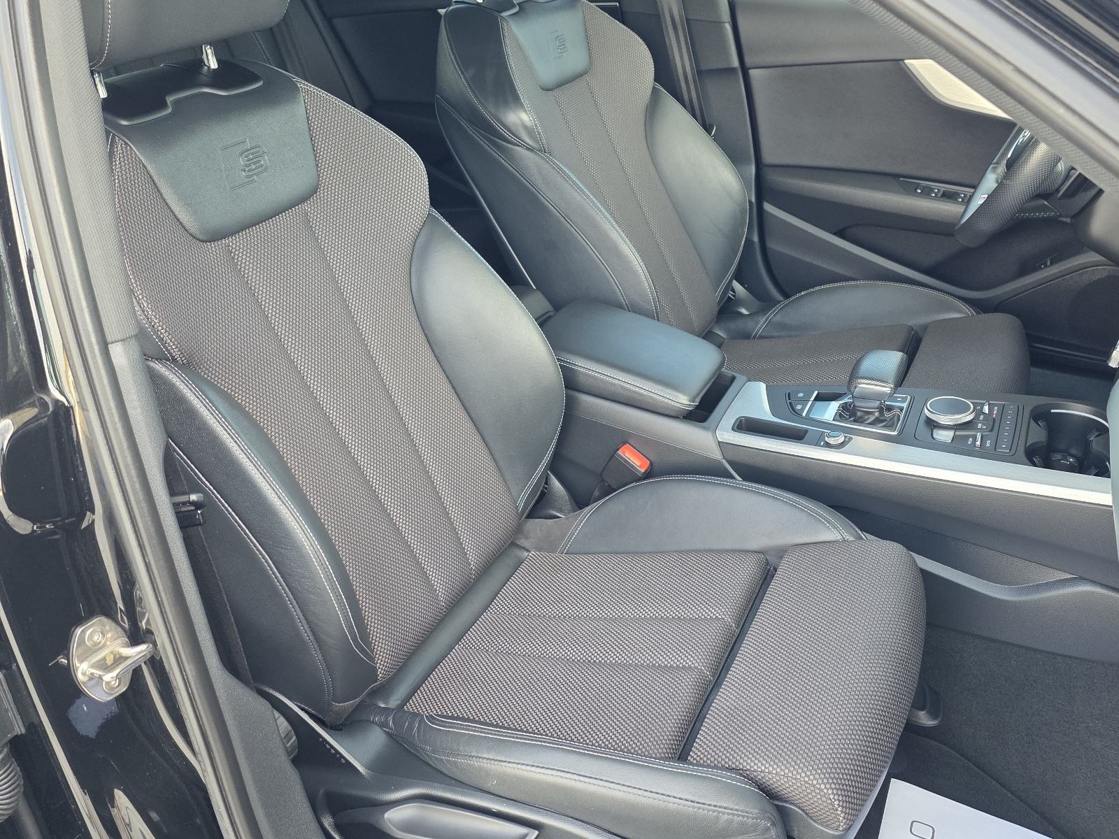 Audi A4 2,0 TDI S LINE,VIRTUAL,NAVI,FUL LED, fotografija 12