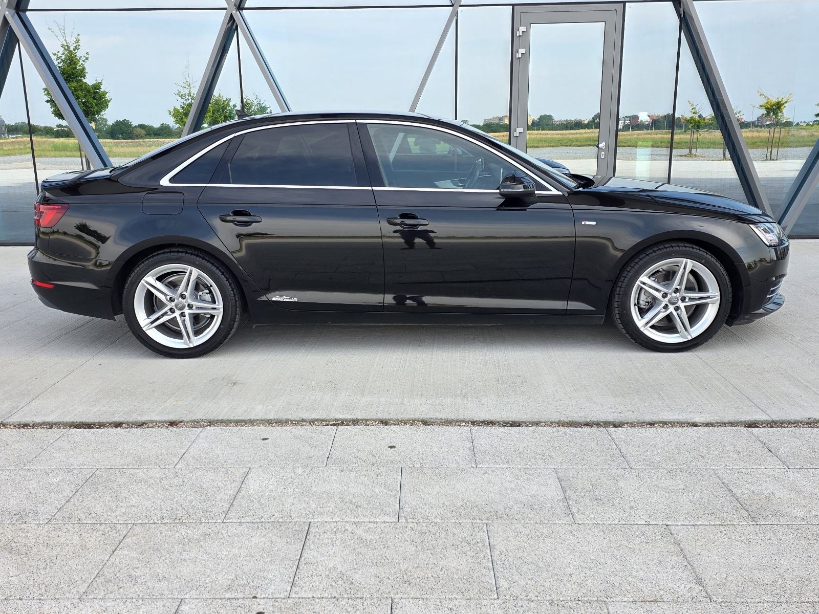Audi A4 2,0 TDI S LINE,VIRTUAL,NAVI,FUL LED, fotografija 7