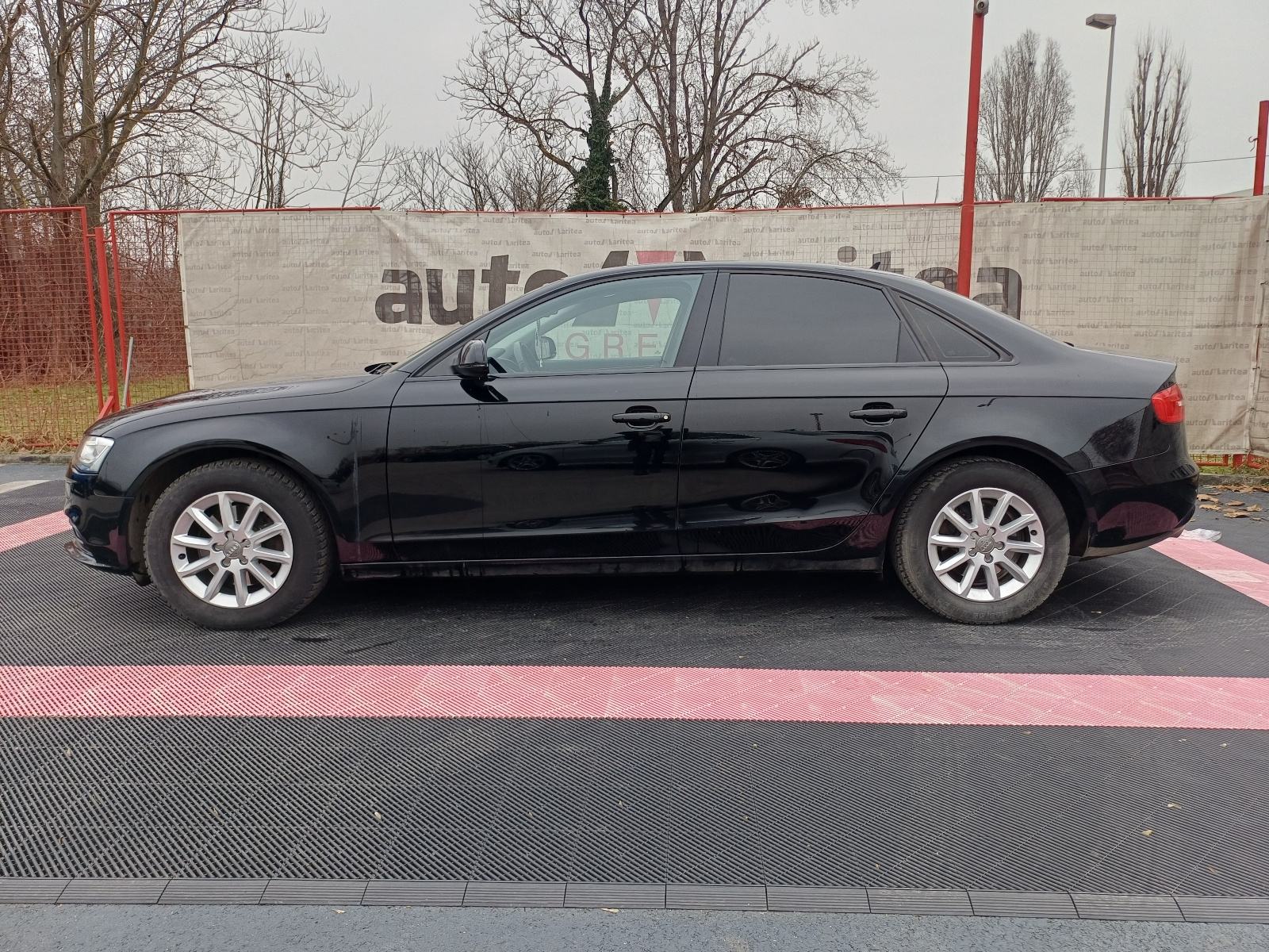 Audi A4 2,0 TDI Multitronic* Navi,Senzori,Koža,Xenon,Alu"16*Reg 04/27*, fotografija 4