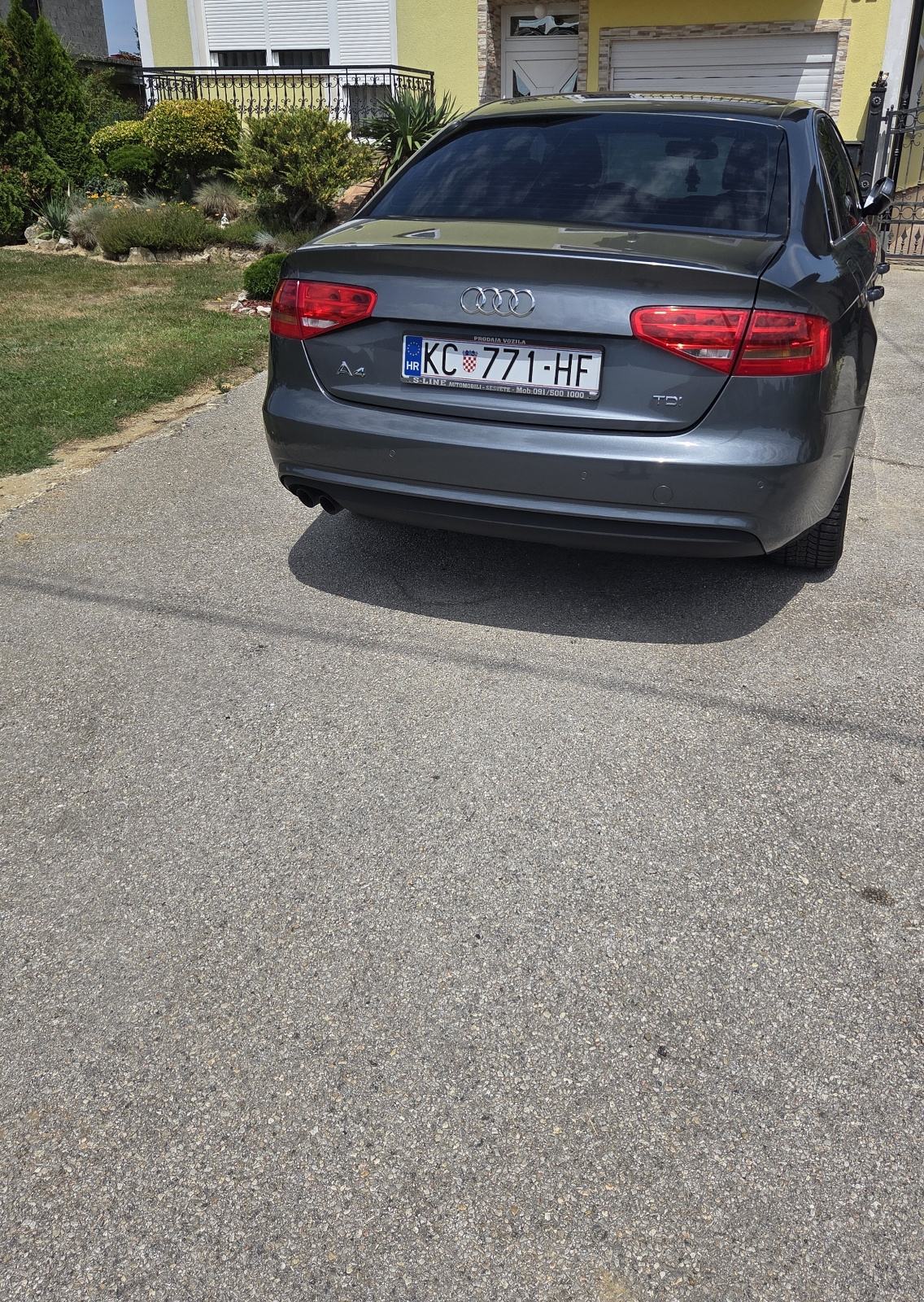 Audi A4 2,0 TDI 179tkm, REG GODINU DANA U ODLIČNOM STANJU, fotografija 6