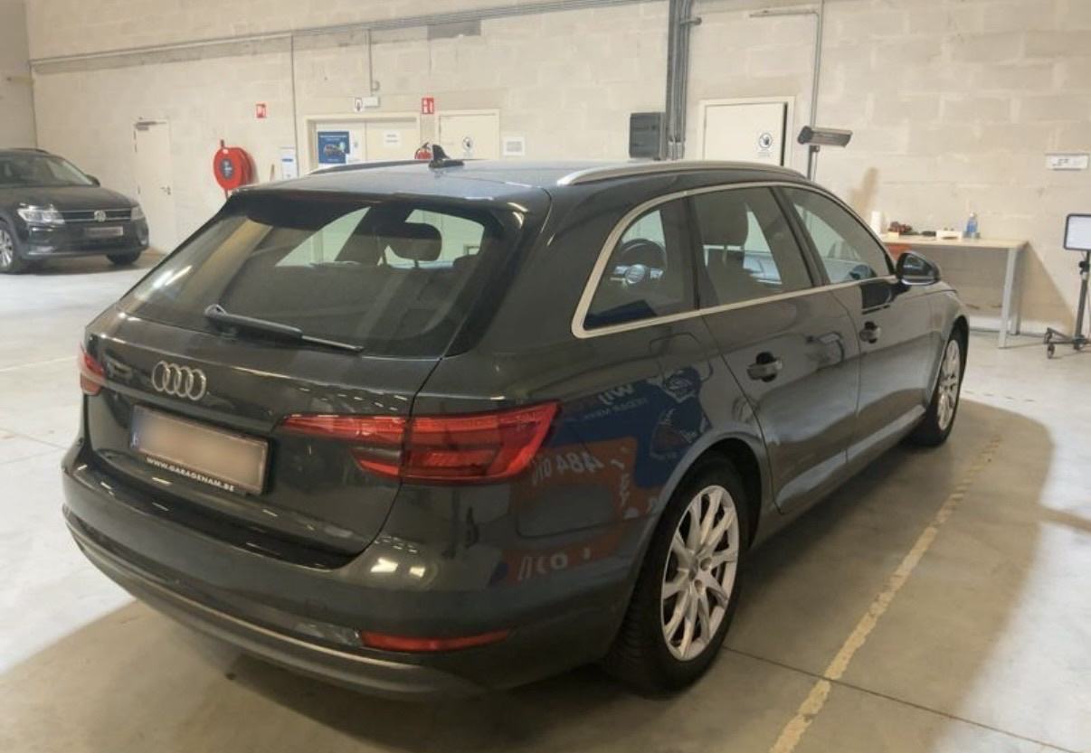 Audi A4 2.0 TDI #PANORAMA #LED #NAVIGACIJA, fotografija 5