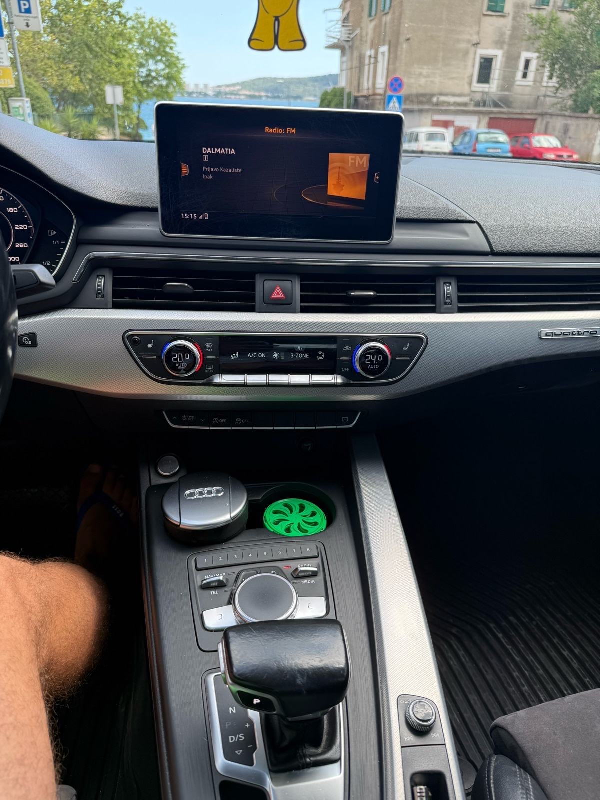Audi A4 2,0 TDI Quattro Virtual, fotografija 11